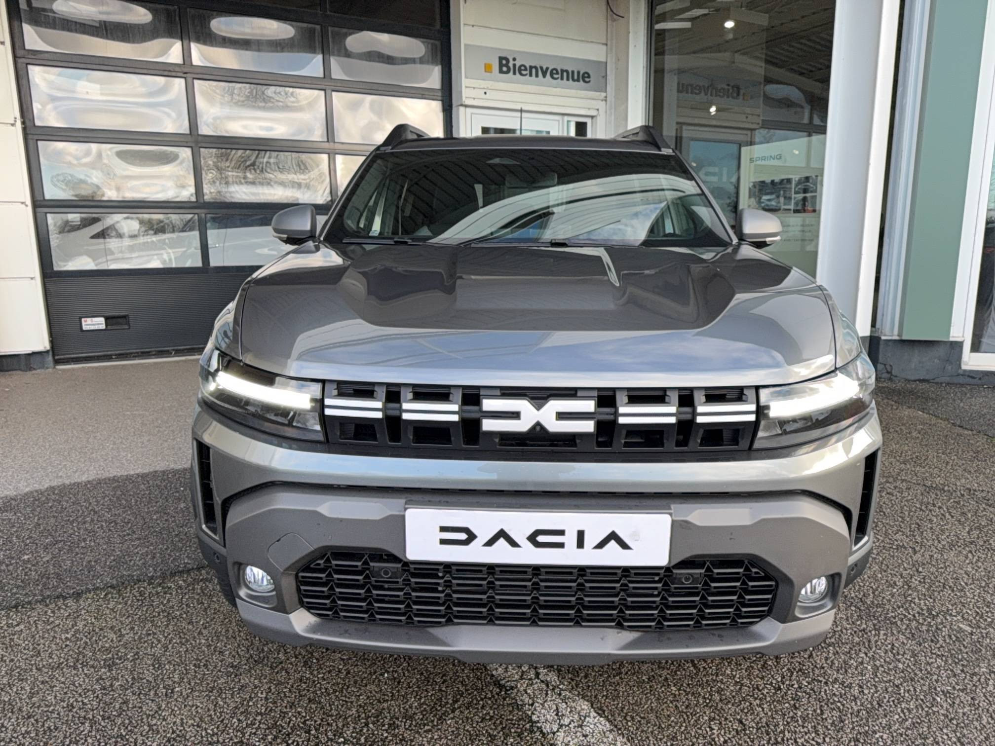 Vente en ligne Dacia Duster  Hybrid 155 au prix de 30 290 €