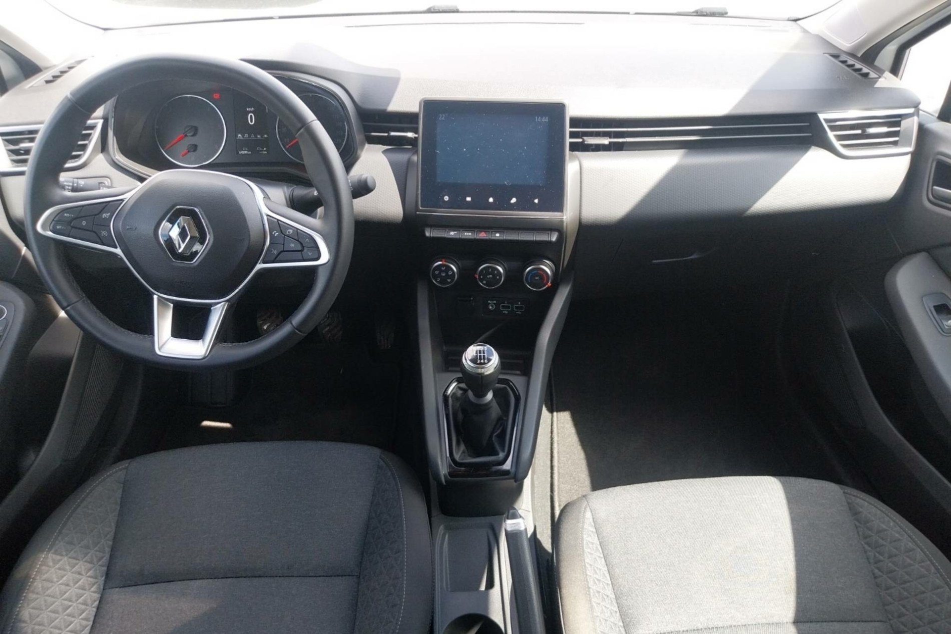 Vente en ligne Renault Clio 5 Clio Blue dCi 100 - 21N au prix de 14 490 €