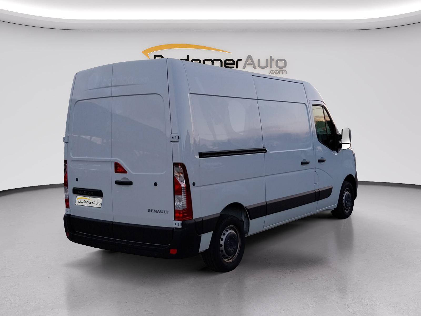 Vente en ligne Renault Master Fourgon MASTER FGN TRAC F3500 L2H2 BLUE DCI 135 au prix de 25 990 €