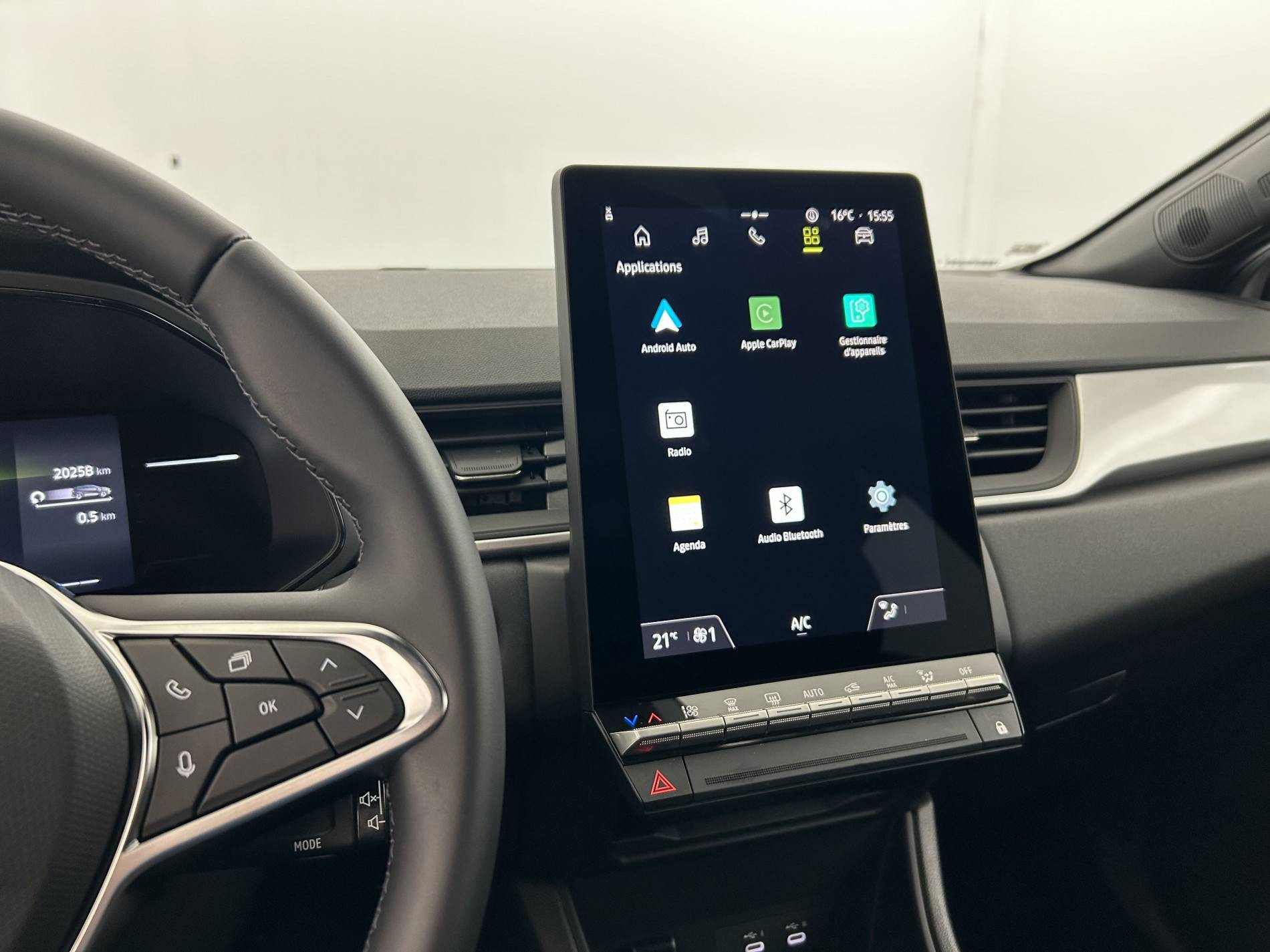 Vente en ligne Renault Symbioz  E-Tech full hybrid 145 au prix de 25 890 €