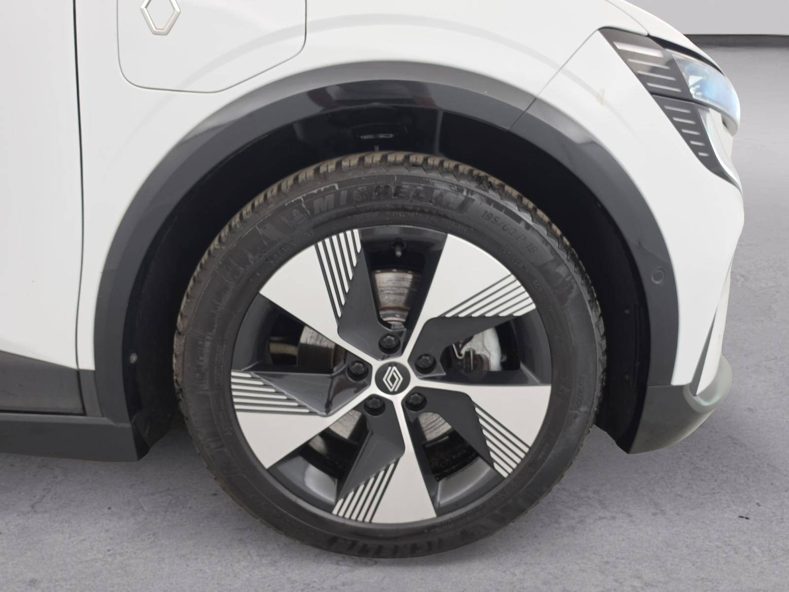 Vente en ligne Renault Megane E-Tech  EV40 130ch standard charge au prix de 20 290 €