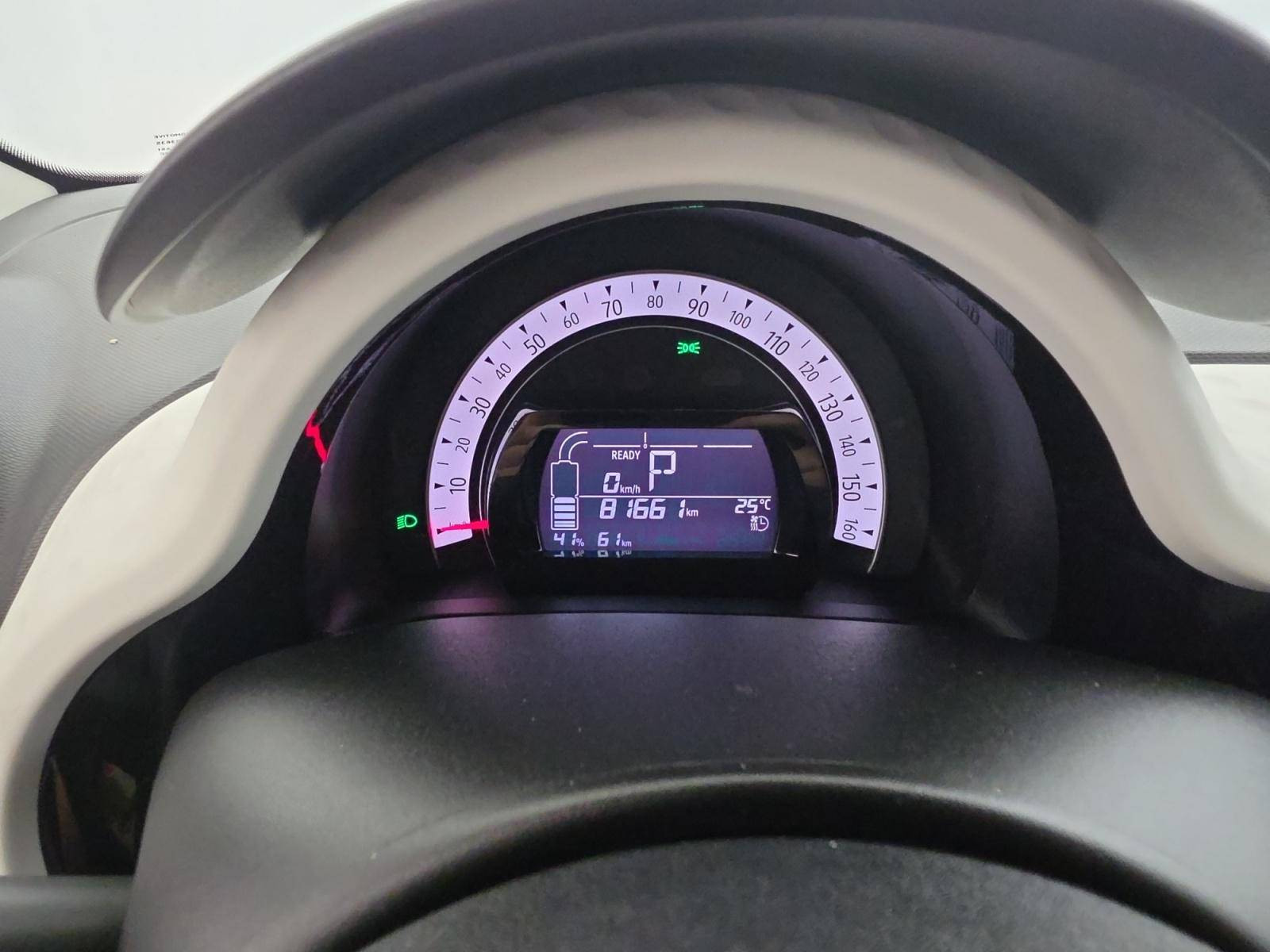 Vente en ligne Renault Twingo Electrique Twingo III E-Tech au prix de 10 880 €