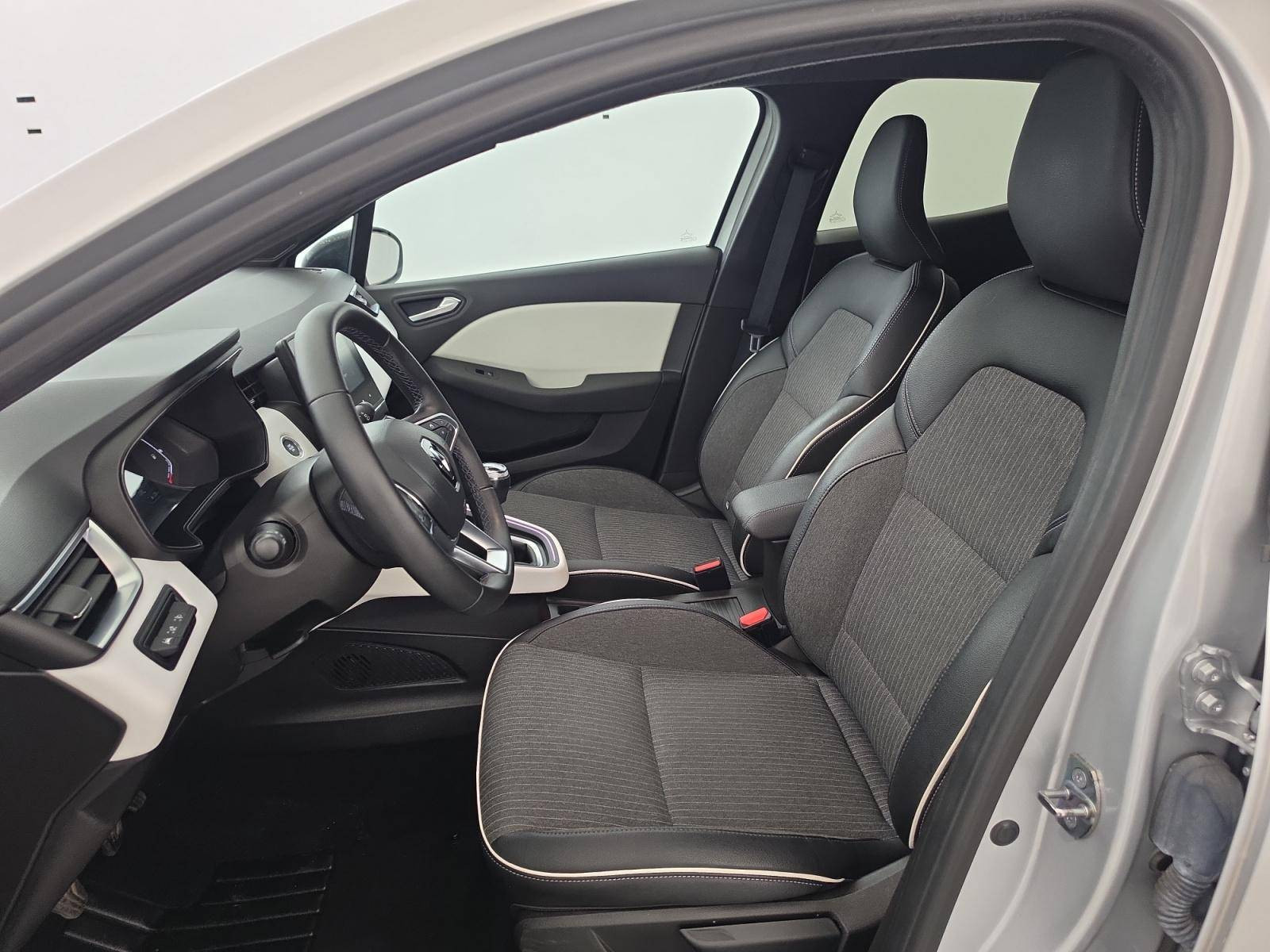Vente en ligne Renault Clio 5 Clio TCe 90 au prix de 14 490 €
