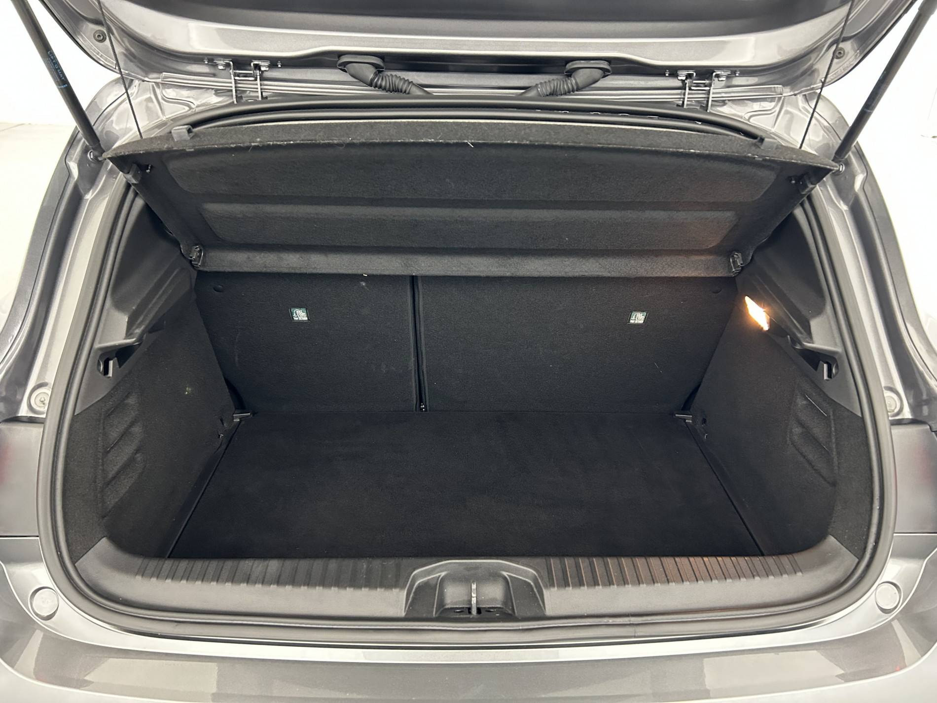 Vente en ligne Renault Clio 5 Clio TCe 90 au prix de 14 990 €