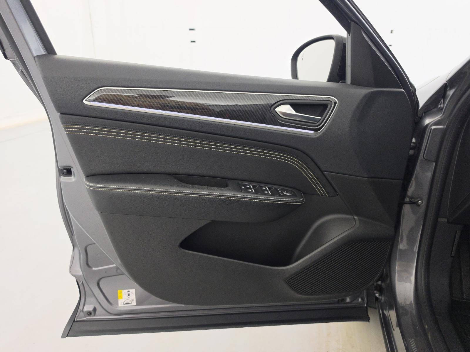 Vente en ligne Renault Arkana  E-Tech hybride 145 - 22 au prix de 22 990 €
