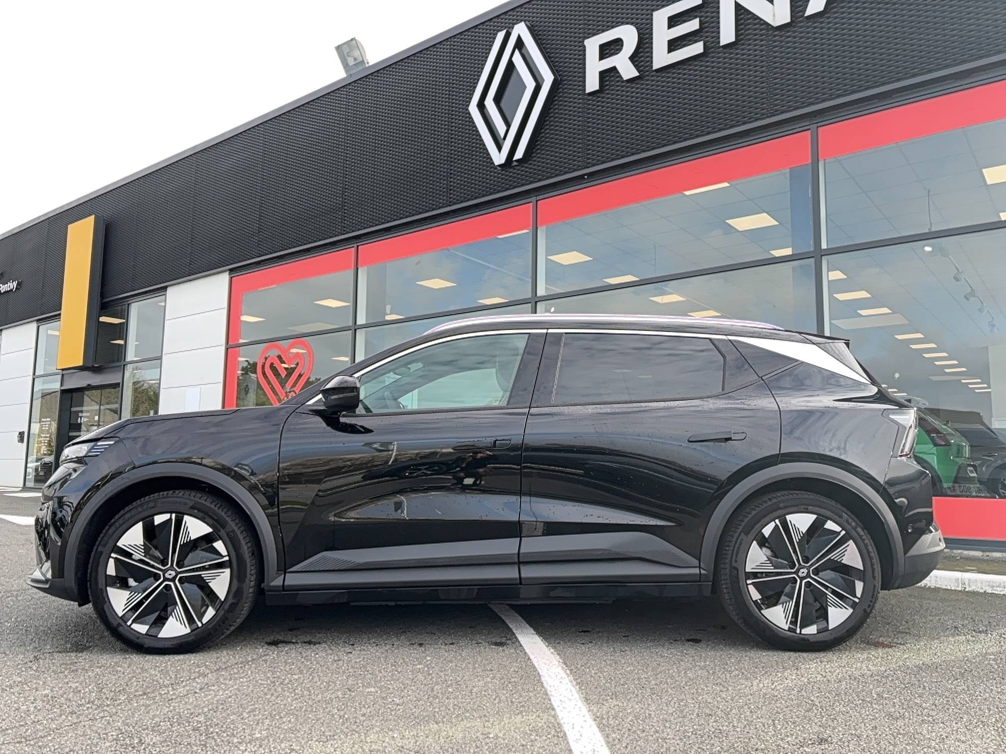 Vente en ligne Renault Scenic E-Tech  220 ch grande autonomie au prix de 39 990 €