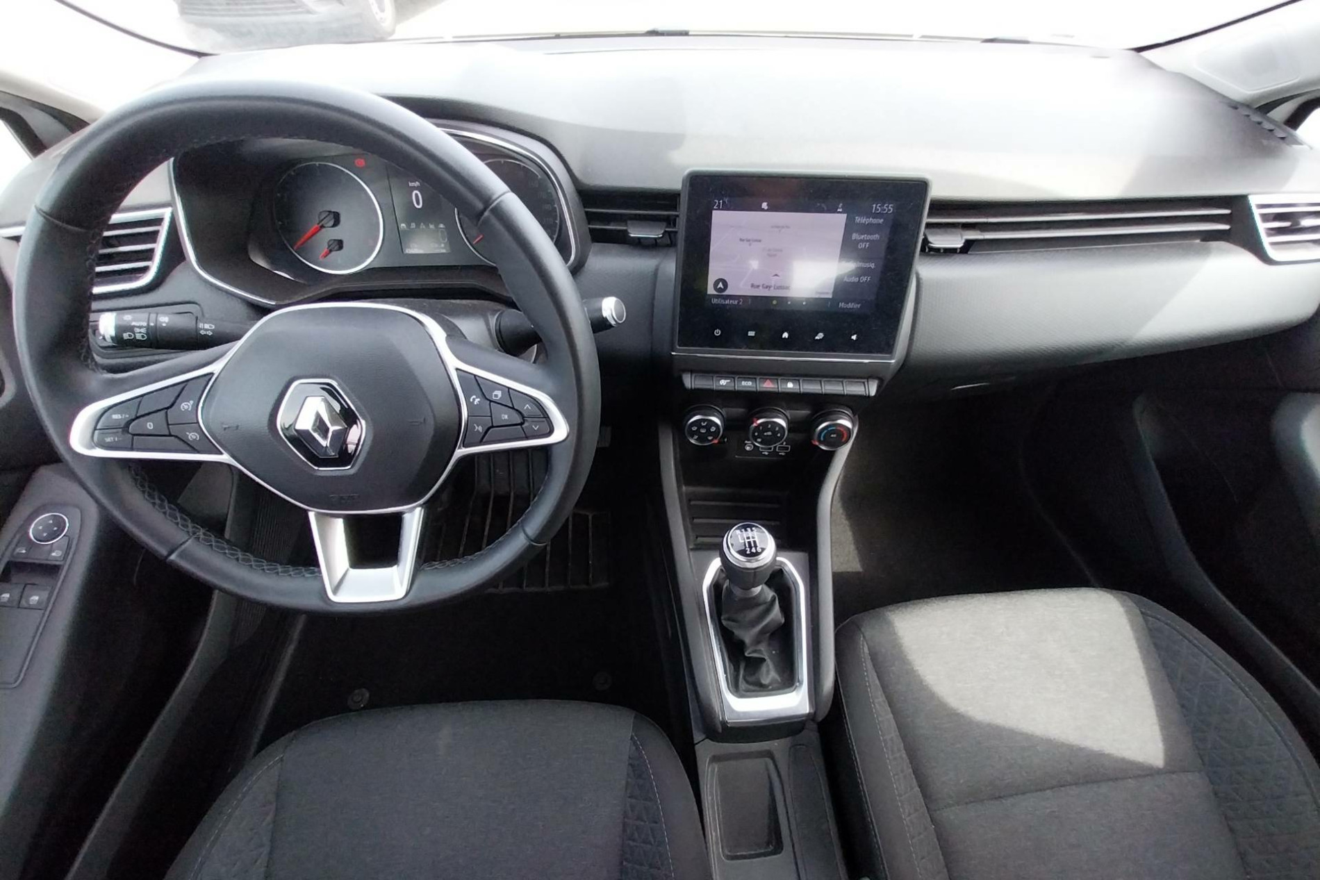 Vente en ligne Renault Clio 5 Clio TCe 90 - 21 au prix de 13 490 €