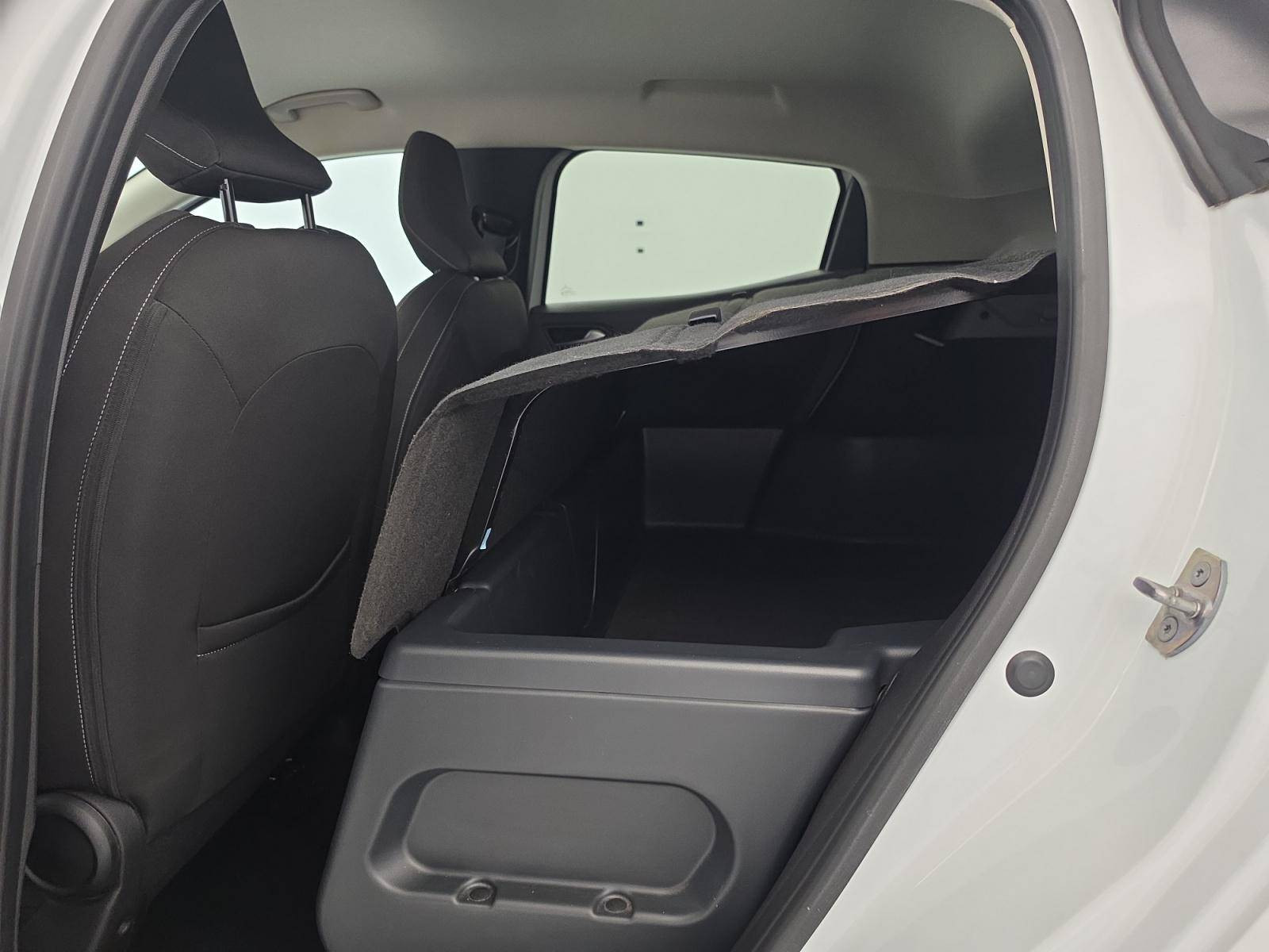 Vente en ligne Renault Clio 5 Clio Blue dCi 100 au prix de 11 890 €