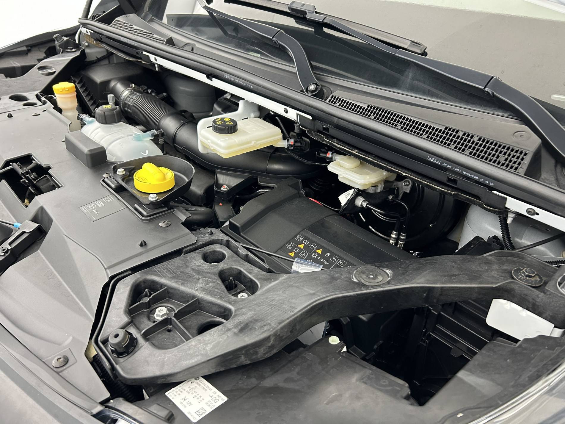 Vente en ligne Renault Trafic 3 Fourgon TRAFIC FGN L1H1 3000 KG BLUE DCI 130 au prix de 24 990 €