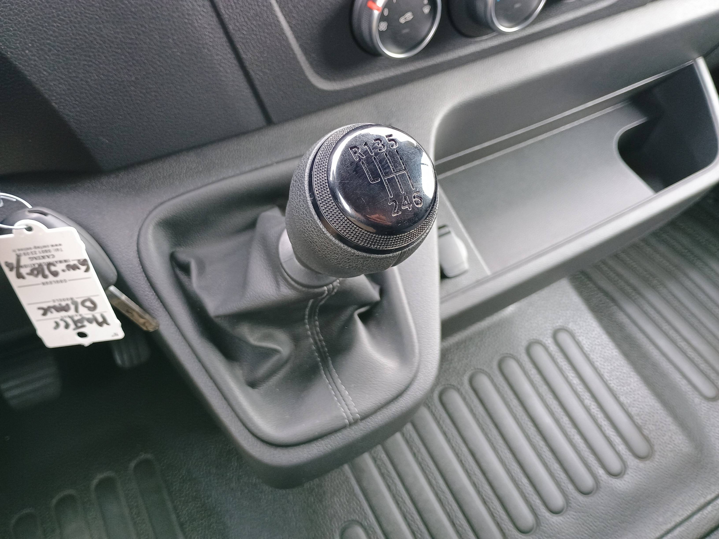 Vente en ligne Renault Master Fourgon MASTER FGN TRAC F3500 L2H2 BLUE DCI 135 au prix de 25 990 €