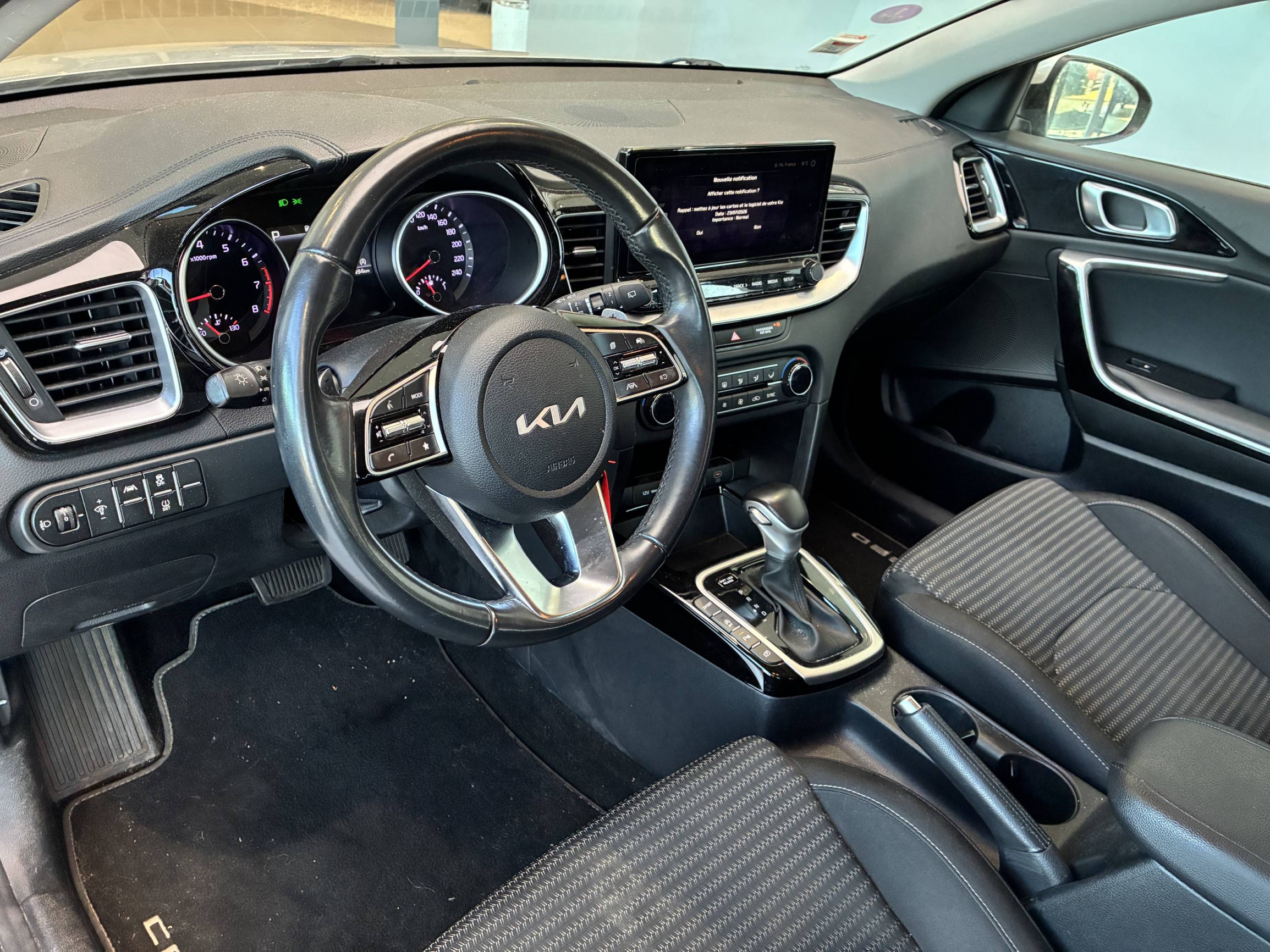 Vente en ligne Kia Ceed  1.5 T-GDi 160 ch DCT7 au prix de 16 990 €