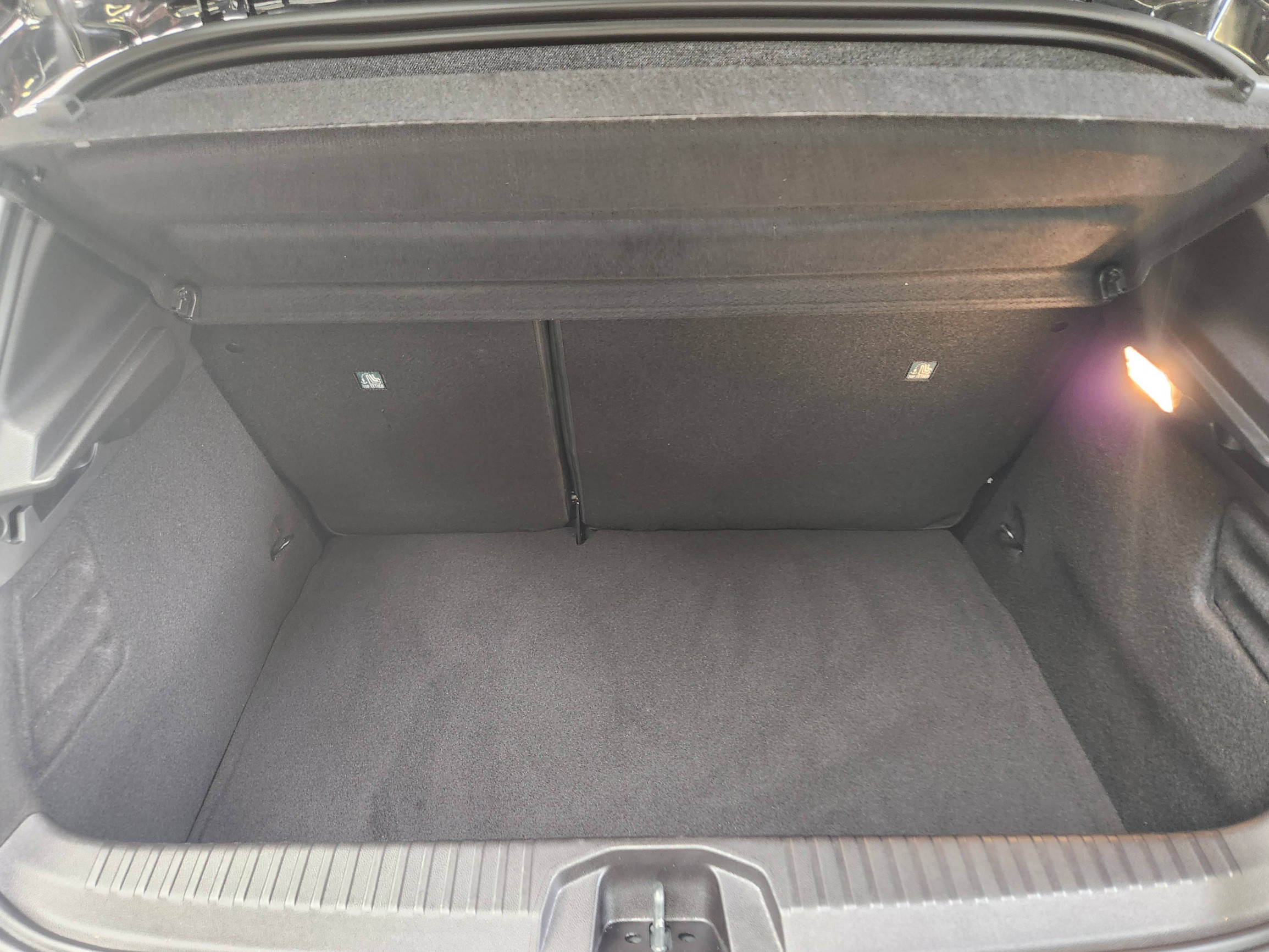 Vente en ligne Renault Clio 5 Clio E-Tech full hybrid 145 au prix de 18 890 €
