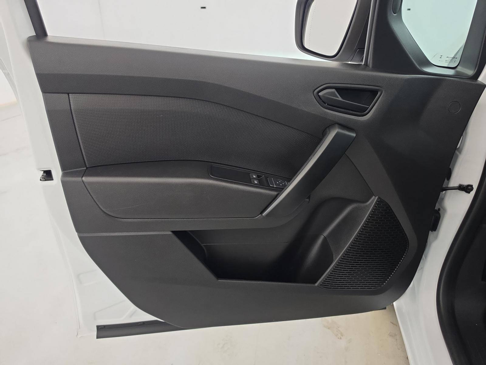 Vente en ligne Renault Kangoo Van KANGOO VAN CA BLUE DCI 115 L2 au prix de 22 560 €