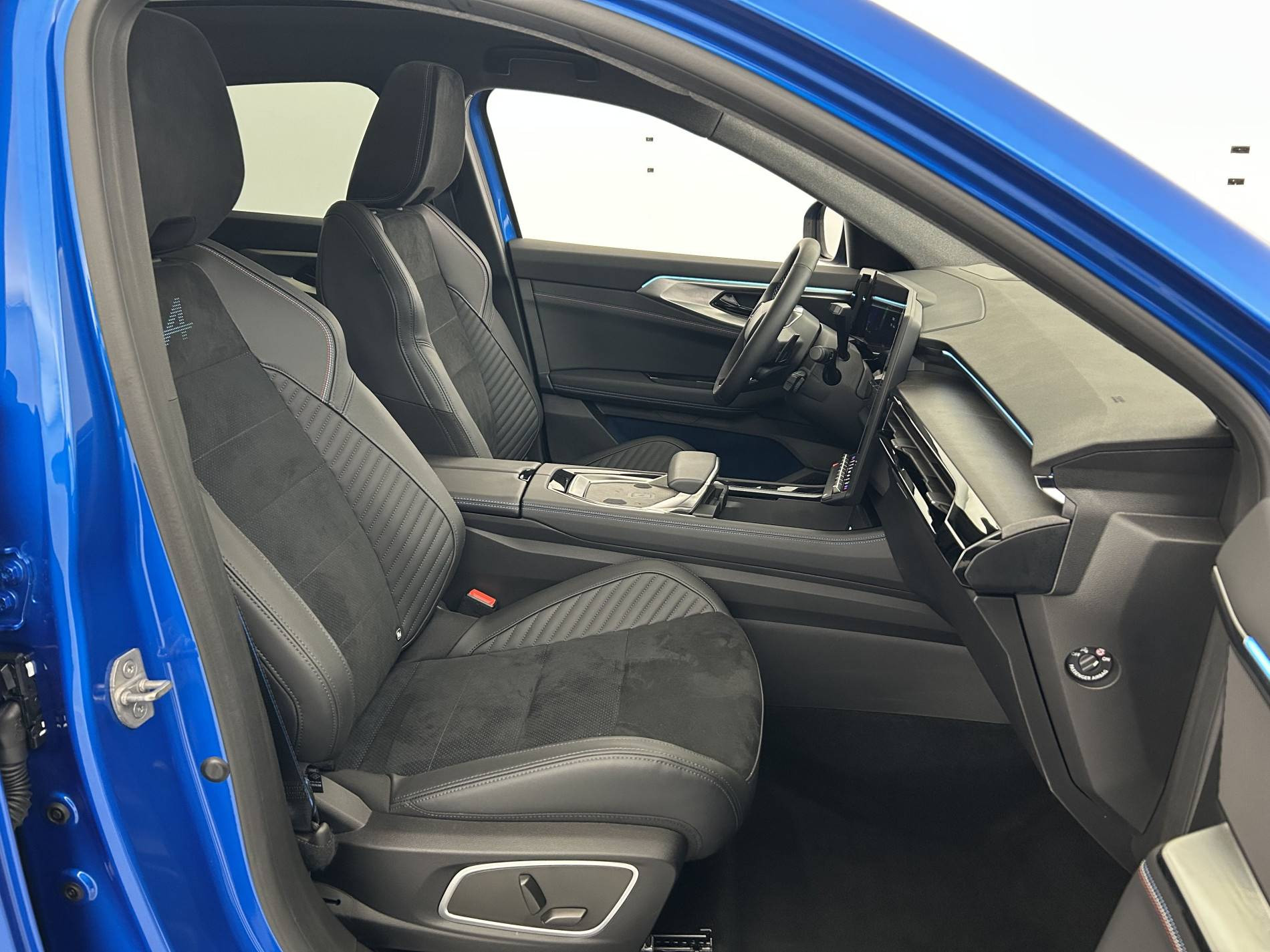 Vente en ligne Renault Rafale  E-Tech full hybrid 200 ch au prix de 40 490 €