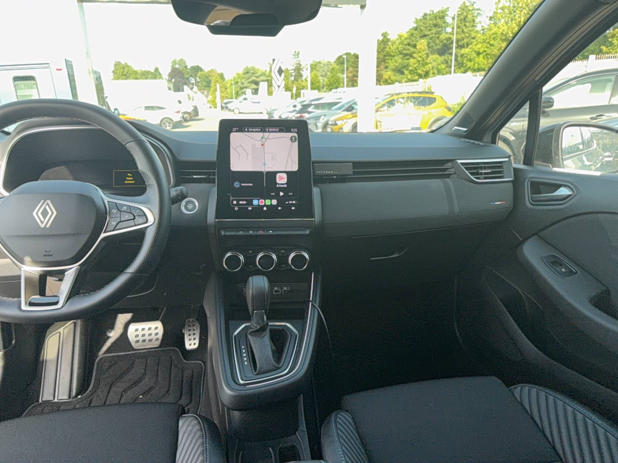 Vente en ligne Renault Clio 5 Clio E-Tech full hybrid 145 ch GSR2 au prix de 22 990 €
