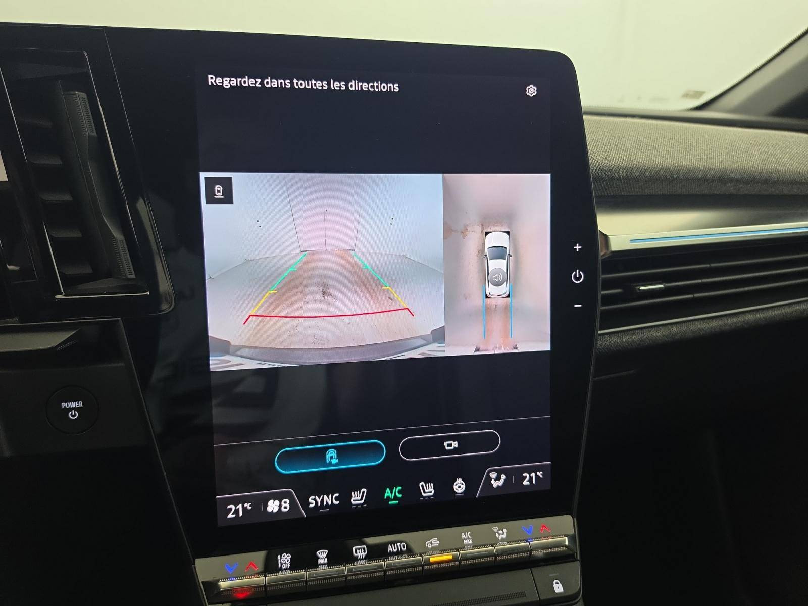Vente en ligne Renault Megane E-Tech  EV60 220 ch super charge au prix de 25 990 €