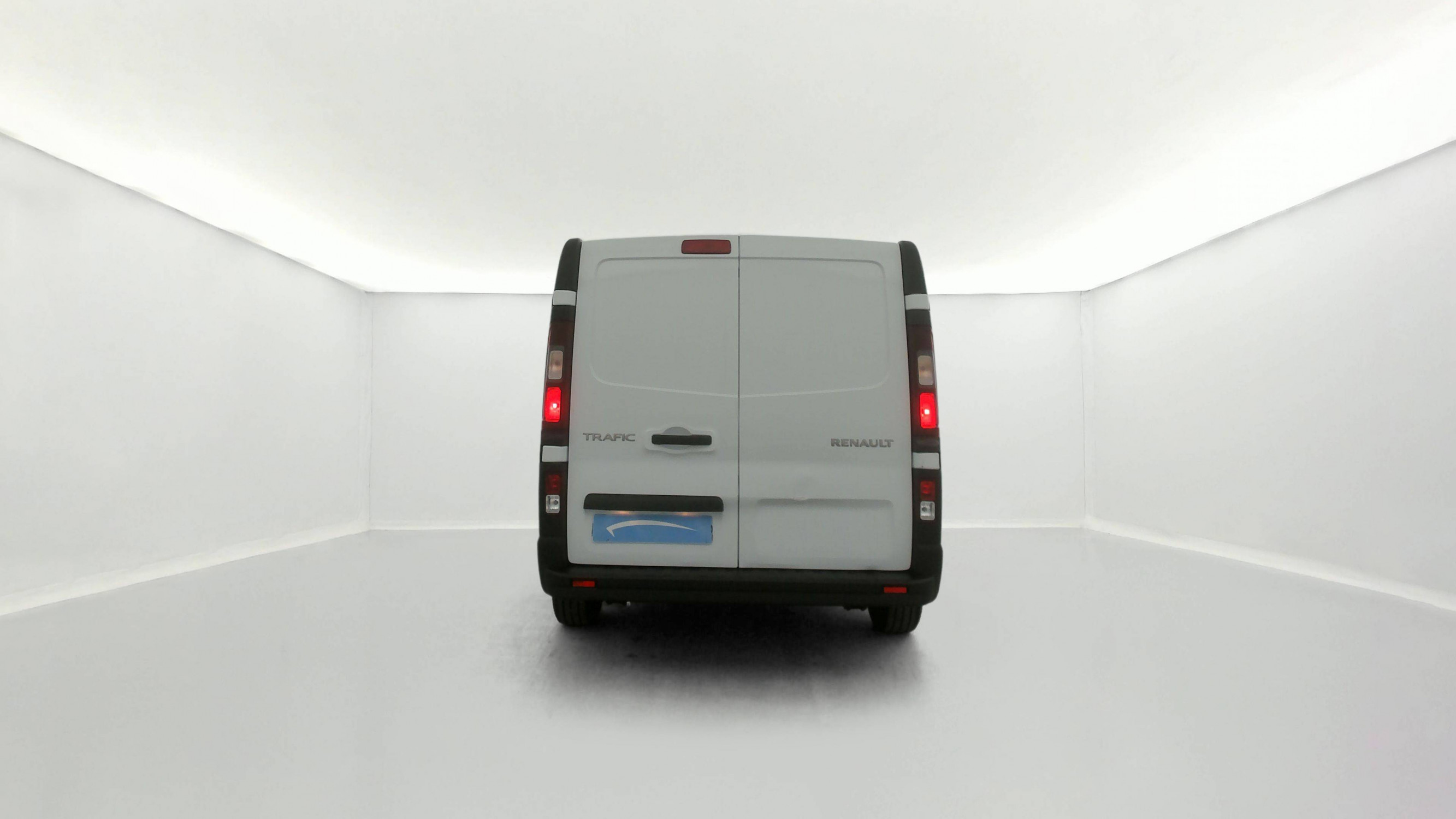 Vente en ligne Renault Trafic 3 Fourgon TRAFIC FG BLUE DCI 130 L1H1 3T GSR2 au prix de 24 990 €