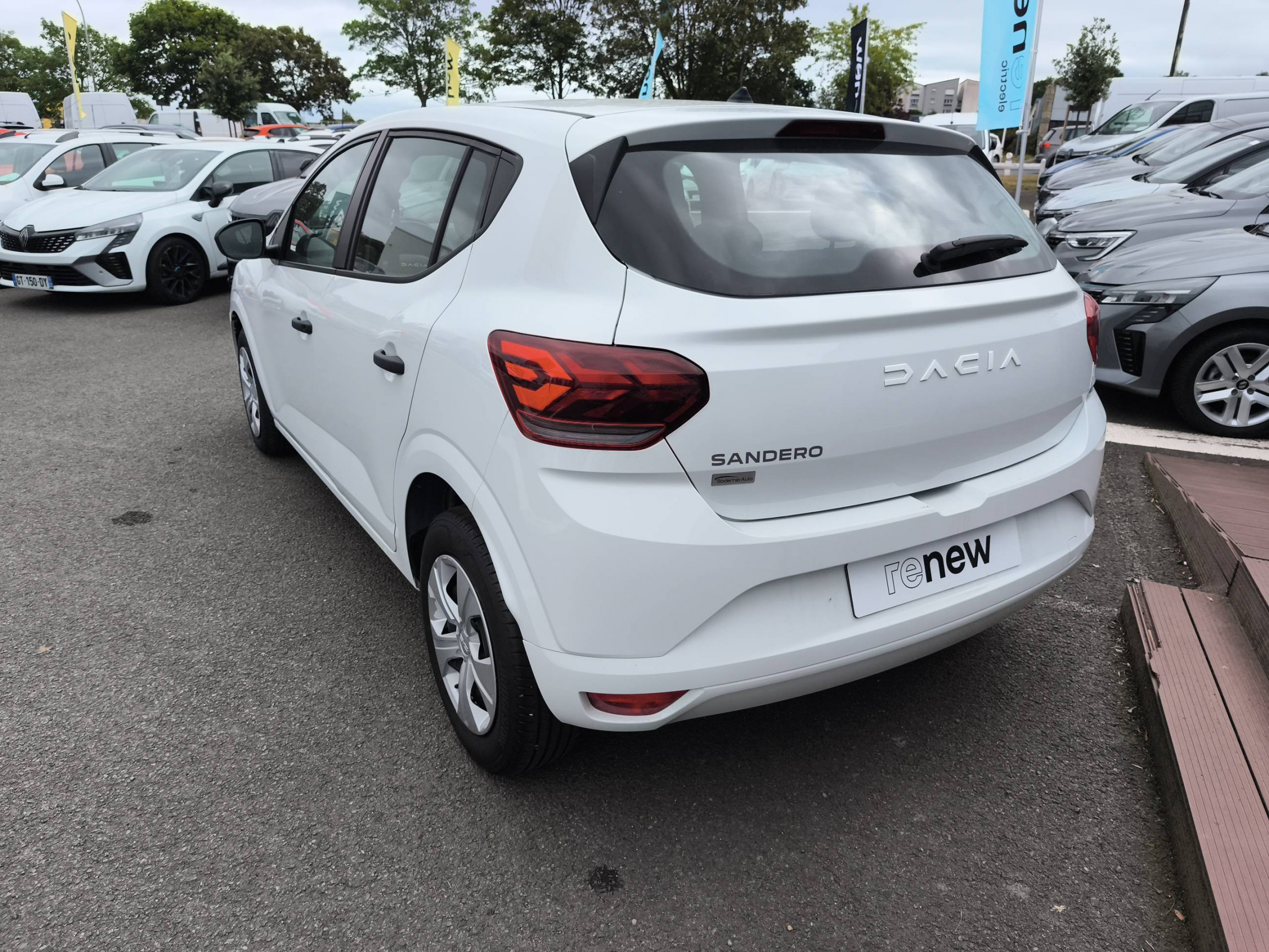 Vente en ligne Dacia Sandero  ECO-G 100 au prix de 12 790 €