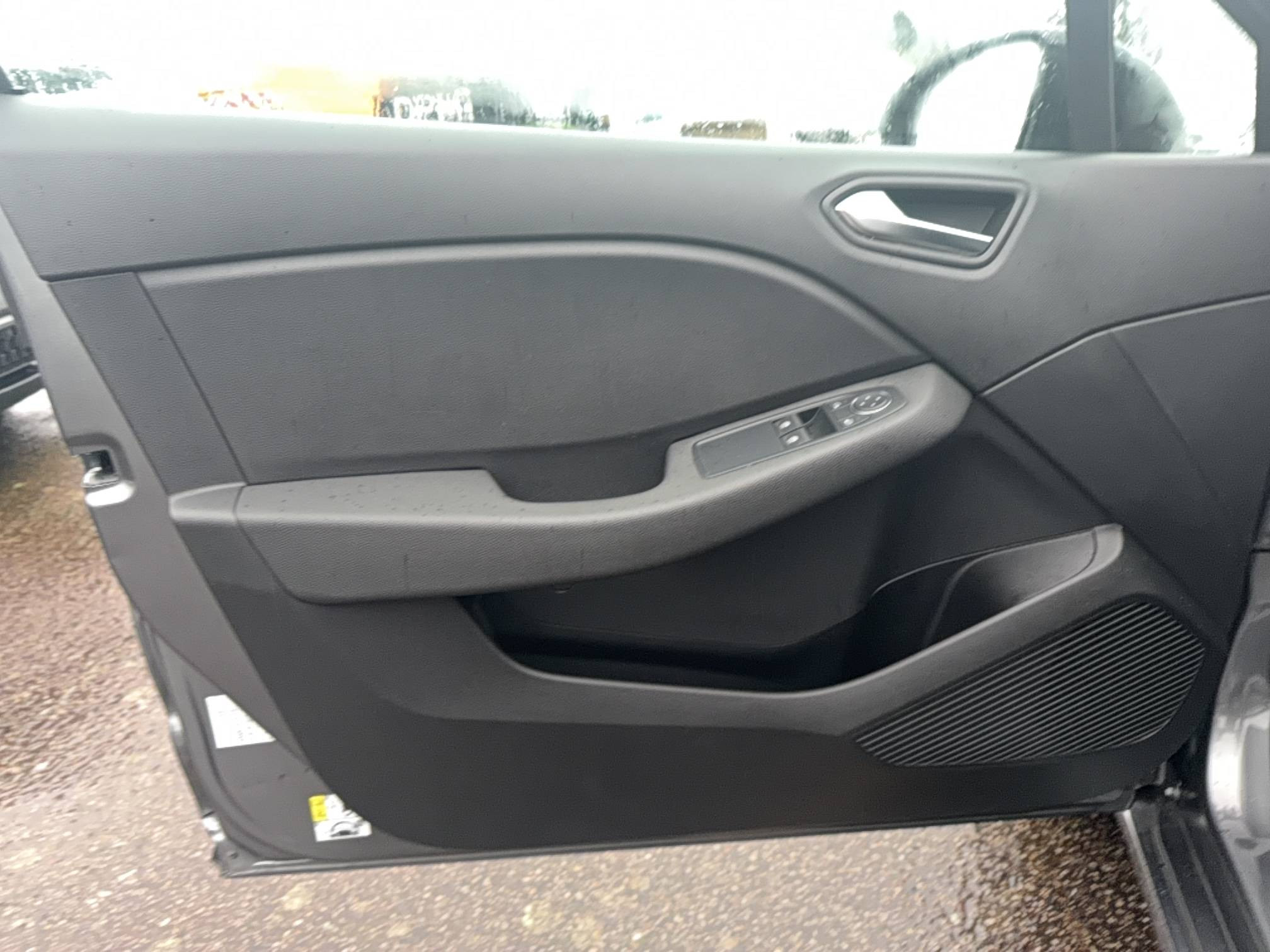 Vente en ligne Renault Clio 5 Clio TCe 90 au prix de 14 790 €