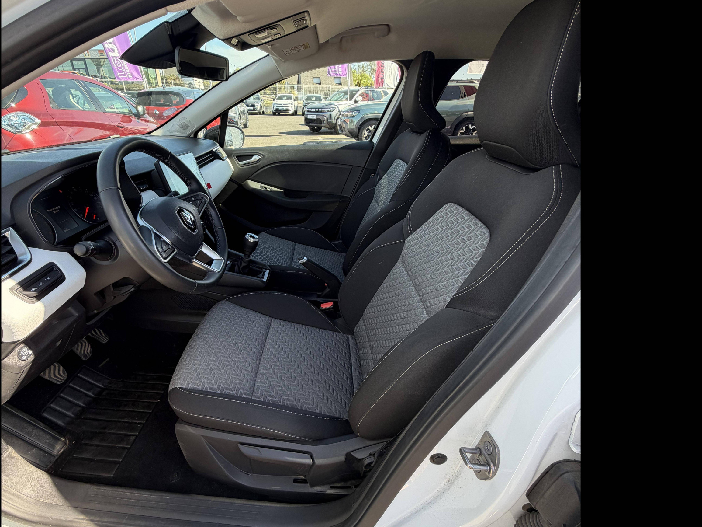 Vente en ligne Renault Clio 5 Clio TCe 100 GPL au prix de 13 890 €