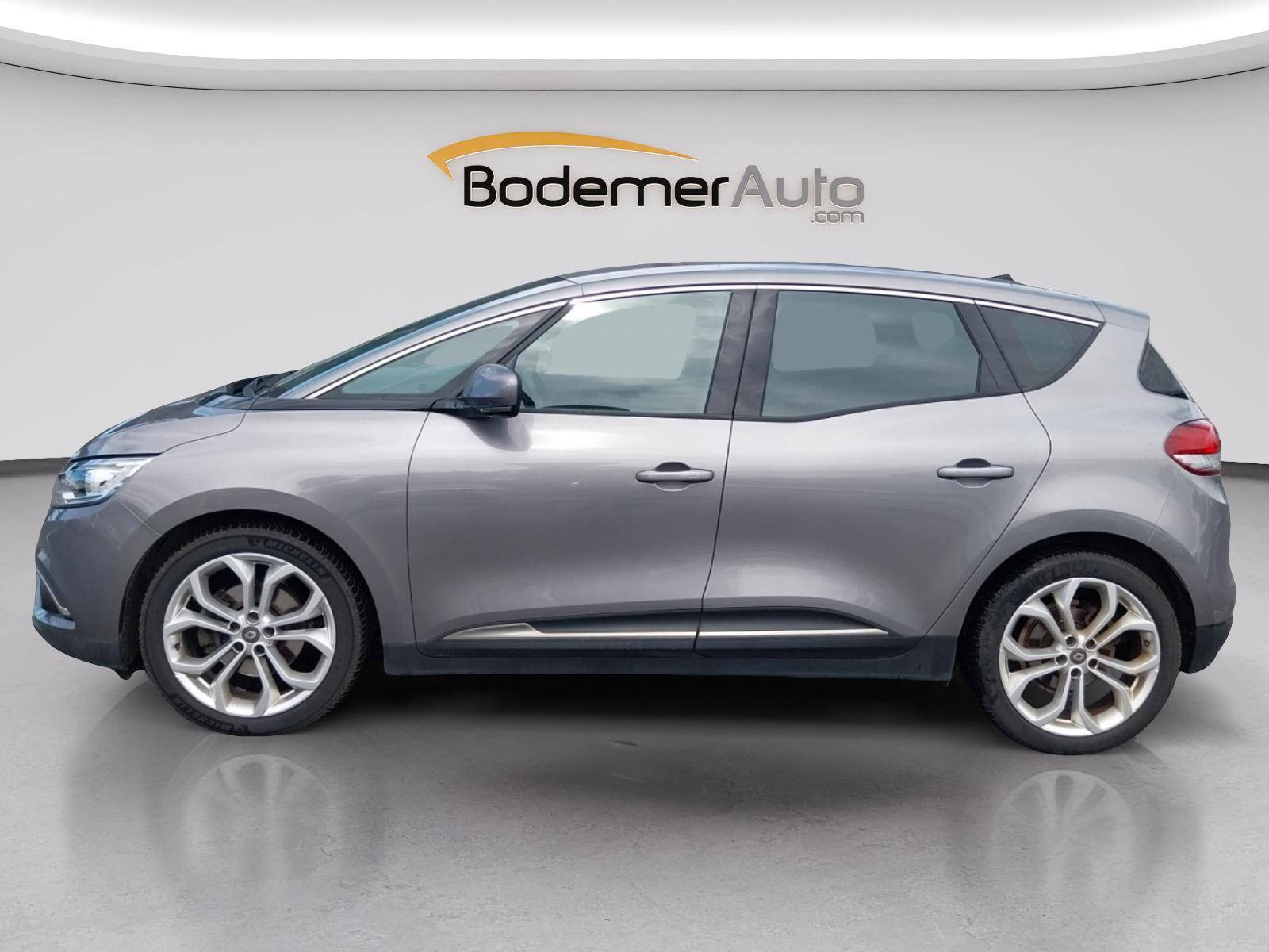 Vente en ligne Renault Scenic 4 Scenic Blue dCi 120 au prix de 14 990 €
