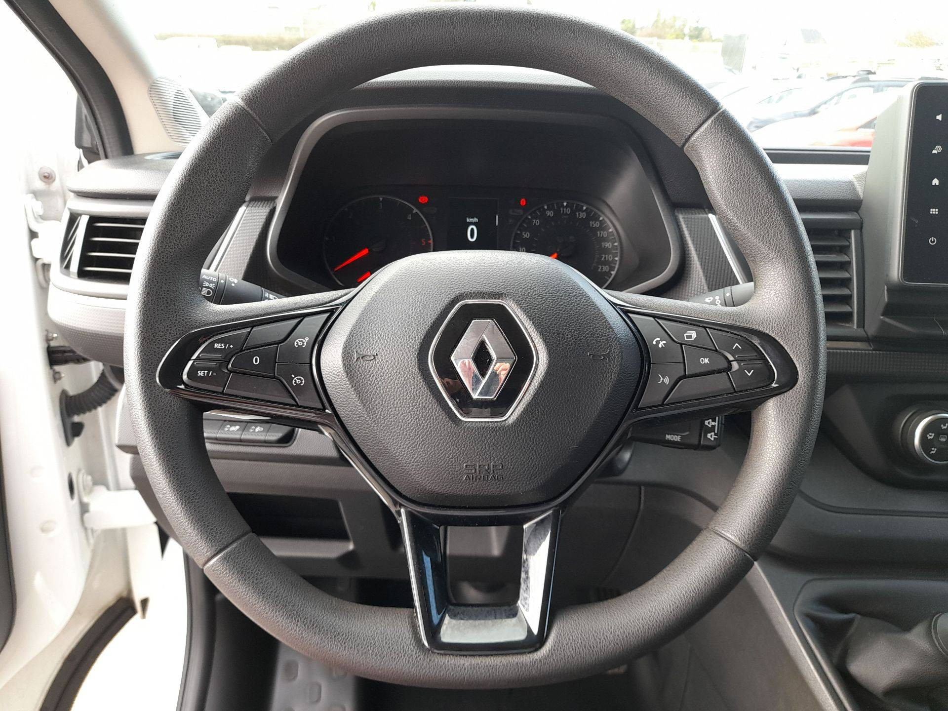 Vente en ligne Renault Trafic 3 Fourgon TRAFIC FGN L1H1 2800 KG BLUE DCI 130 au prix de 18 590 €