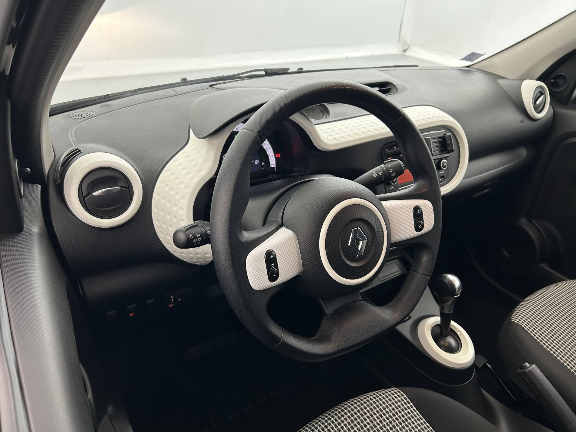 Vente en ligne Renault Twingo Electrique Twingo III Achat Intégral - 21 au prix de 10 990 €