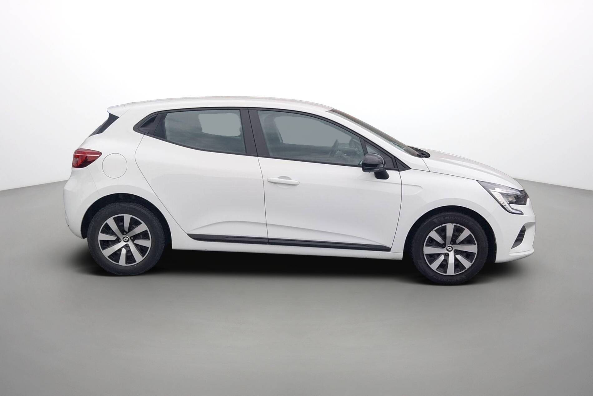 Vente en ligne Renault Clio 5 Clio TCe 90 au prix de 13 790 €