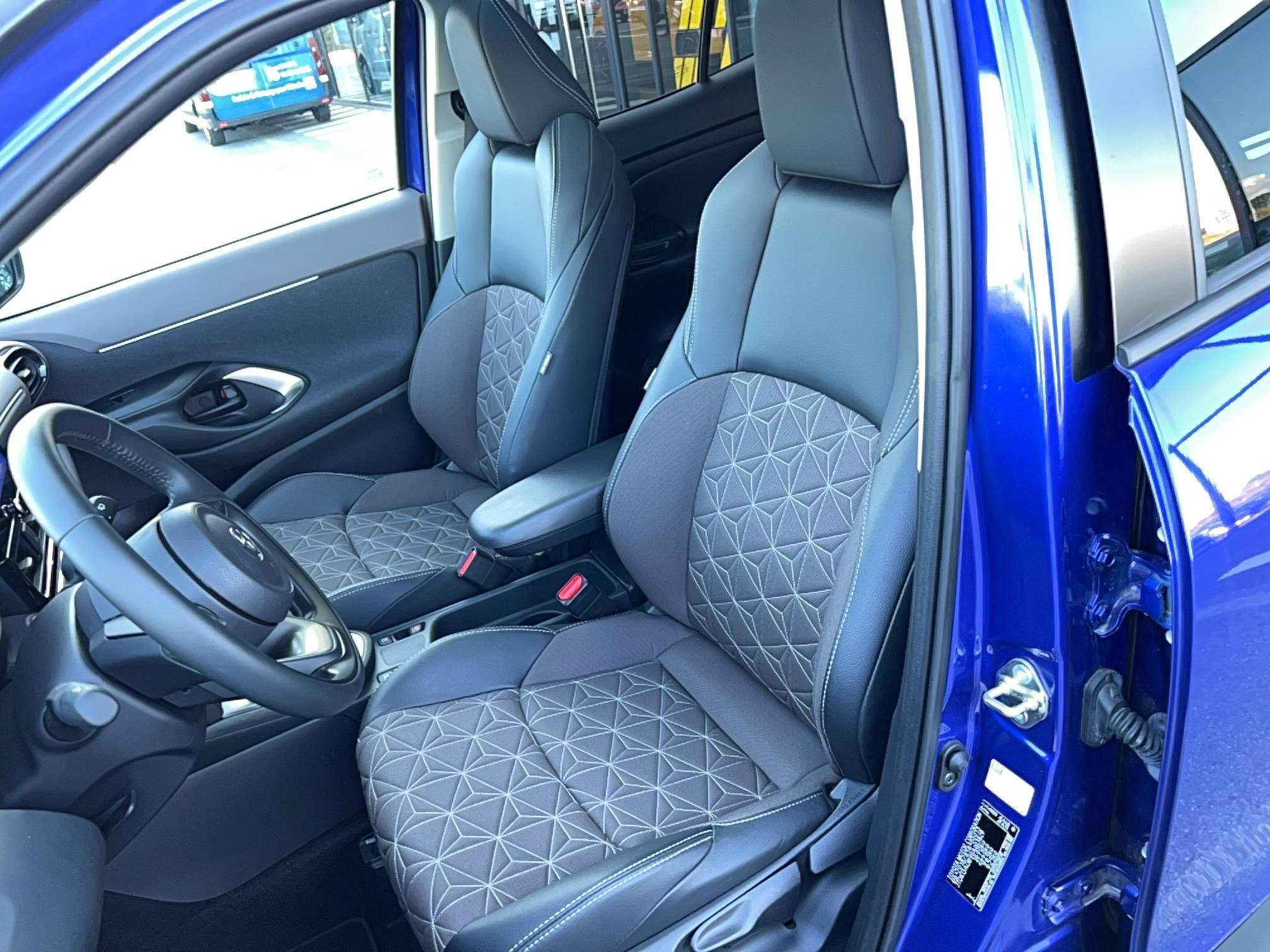 Vente en ligne Toyota Yaris Cross  130h 2WD au prix de 24 990 €