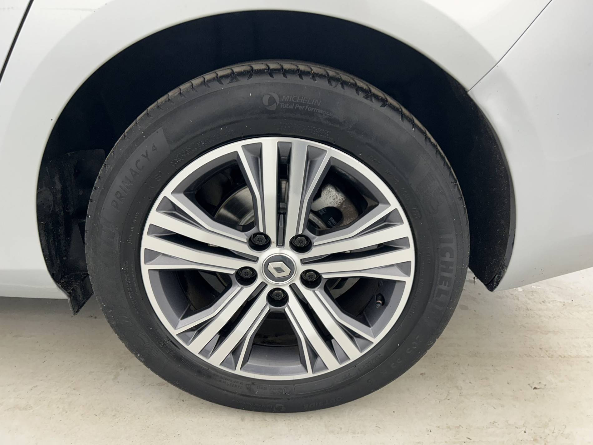 Vente en ligne Renault Megane 4 Estate Mégane IV Estate Blue dCi 115 EDC - 21N au prix de 15 990 €