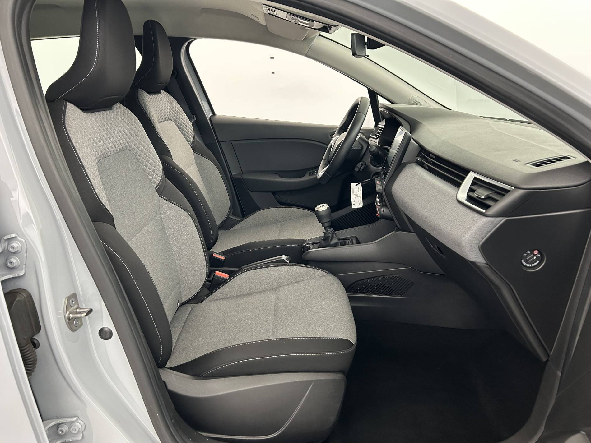 Vente en ligne Renault Clio 5 Clio TCe 90 au prix de 15 490 €