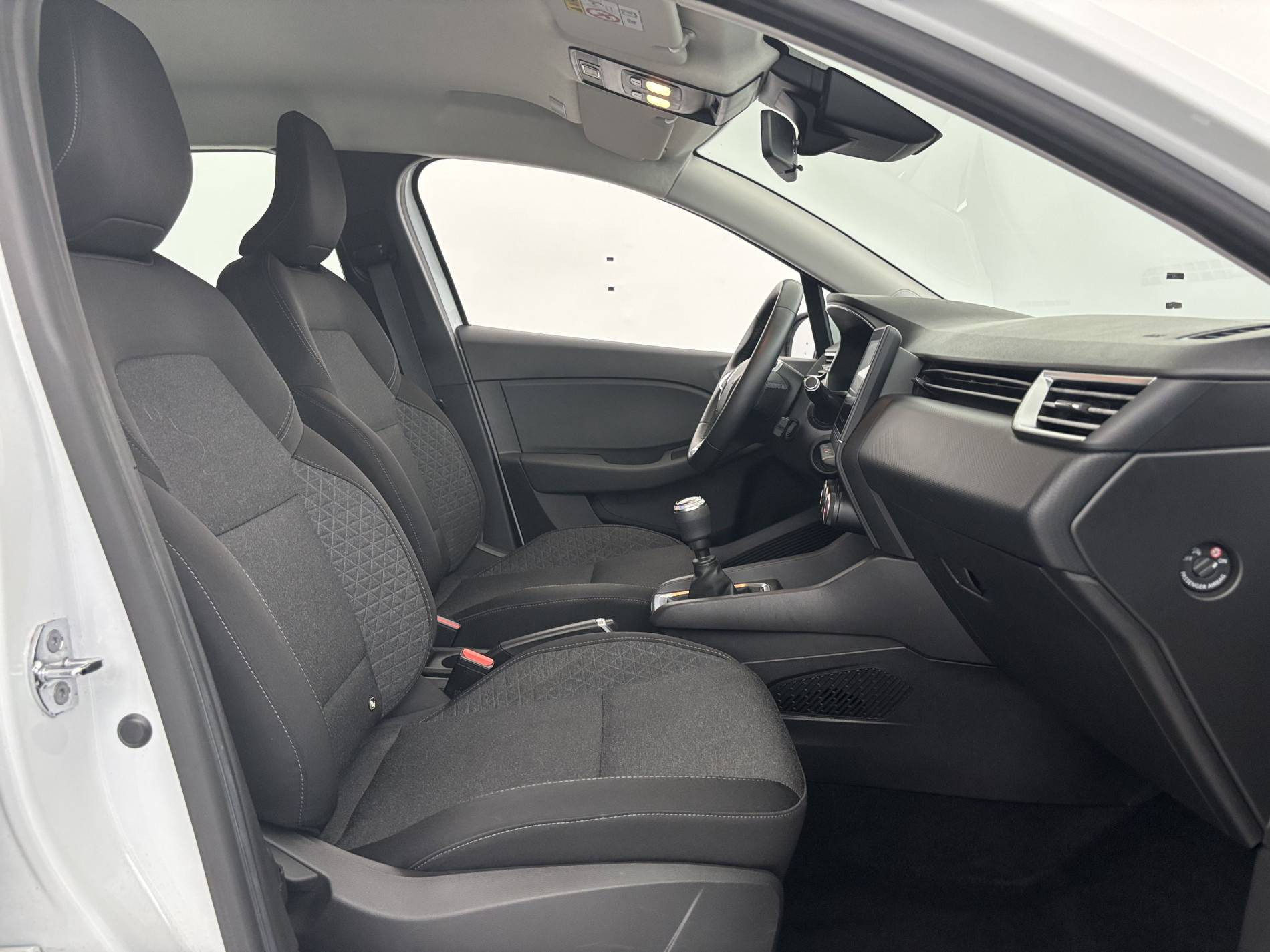 Vente en ligne Renault Clio 5 Clio TCe 90 - 21 au prix de 13 990 €