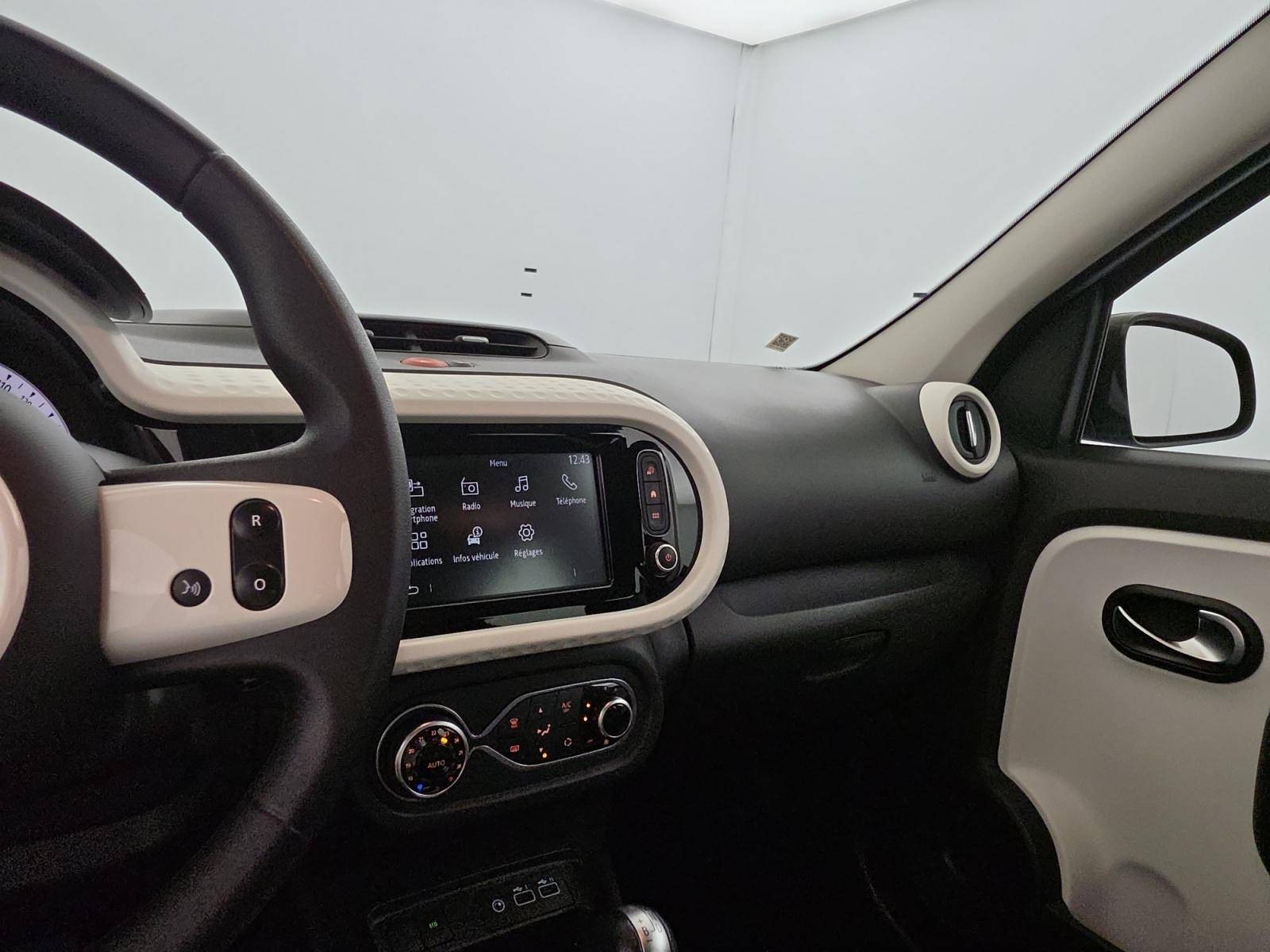 Vente en ligne Renault Twingo Electrique Twingo III E-Tech au prix de 12 990 €