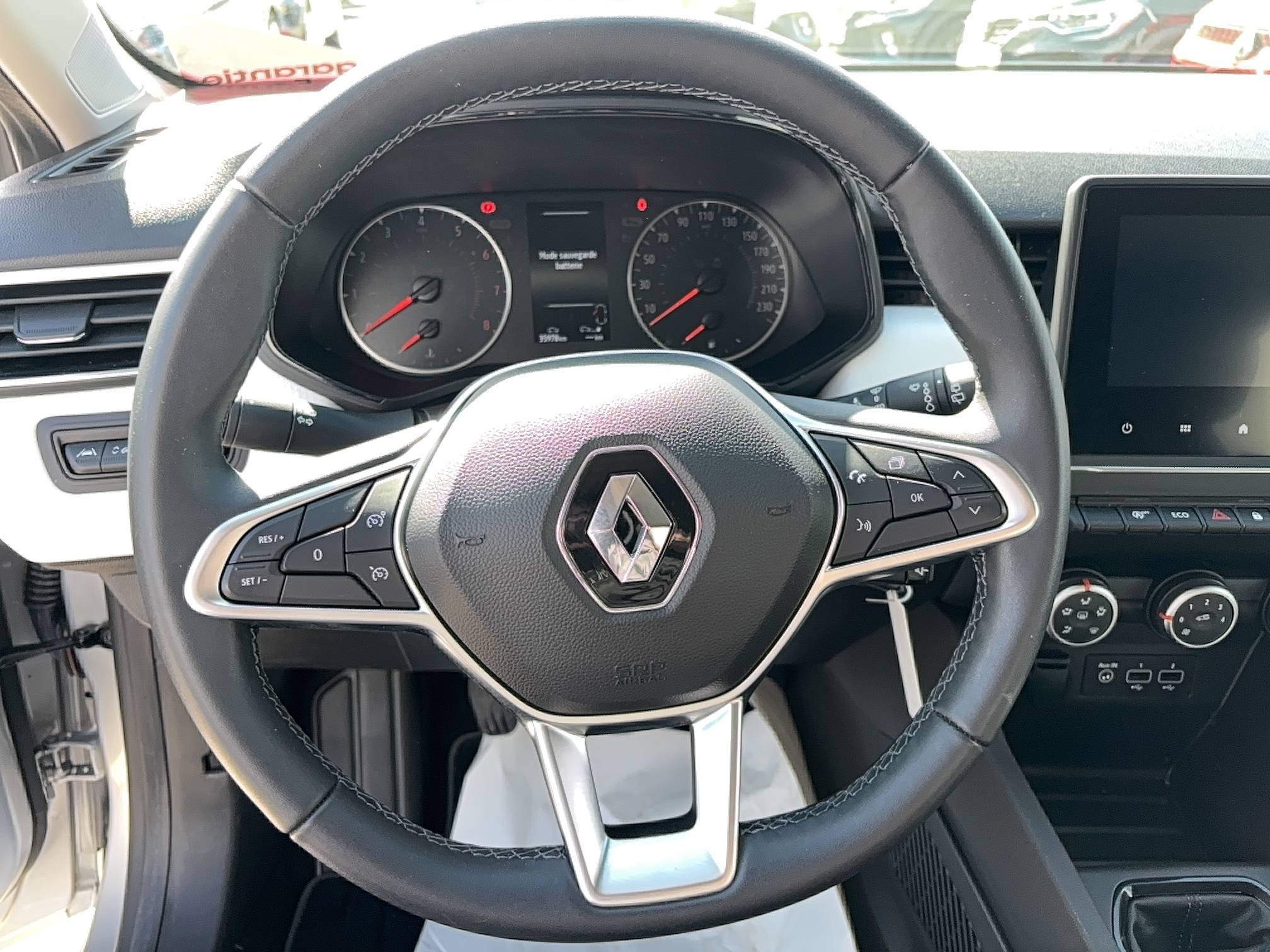 Vente en ligne Renault Clio 5 Clio TCe 90 au prix de 14 290 €