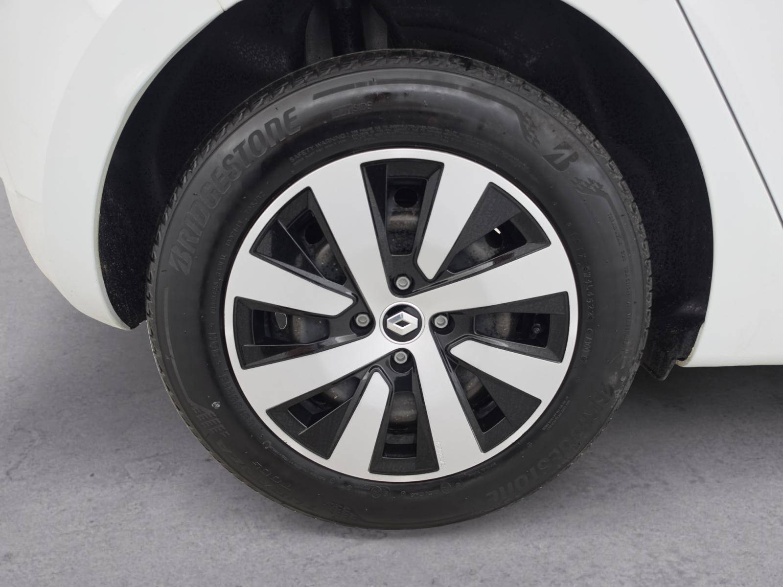Vente en ligne Renault Clio 5 Clio TCe 90 au prix de 13 800 €