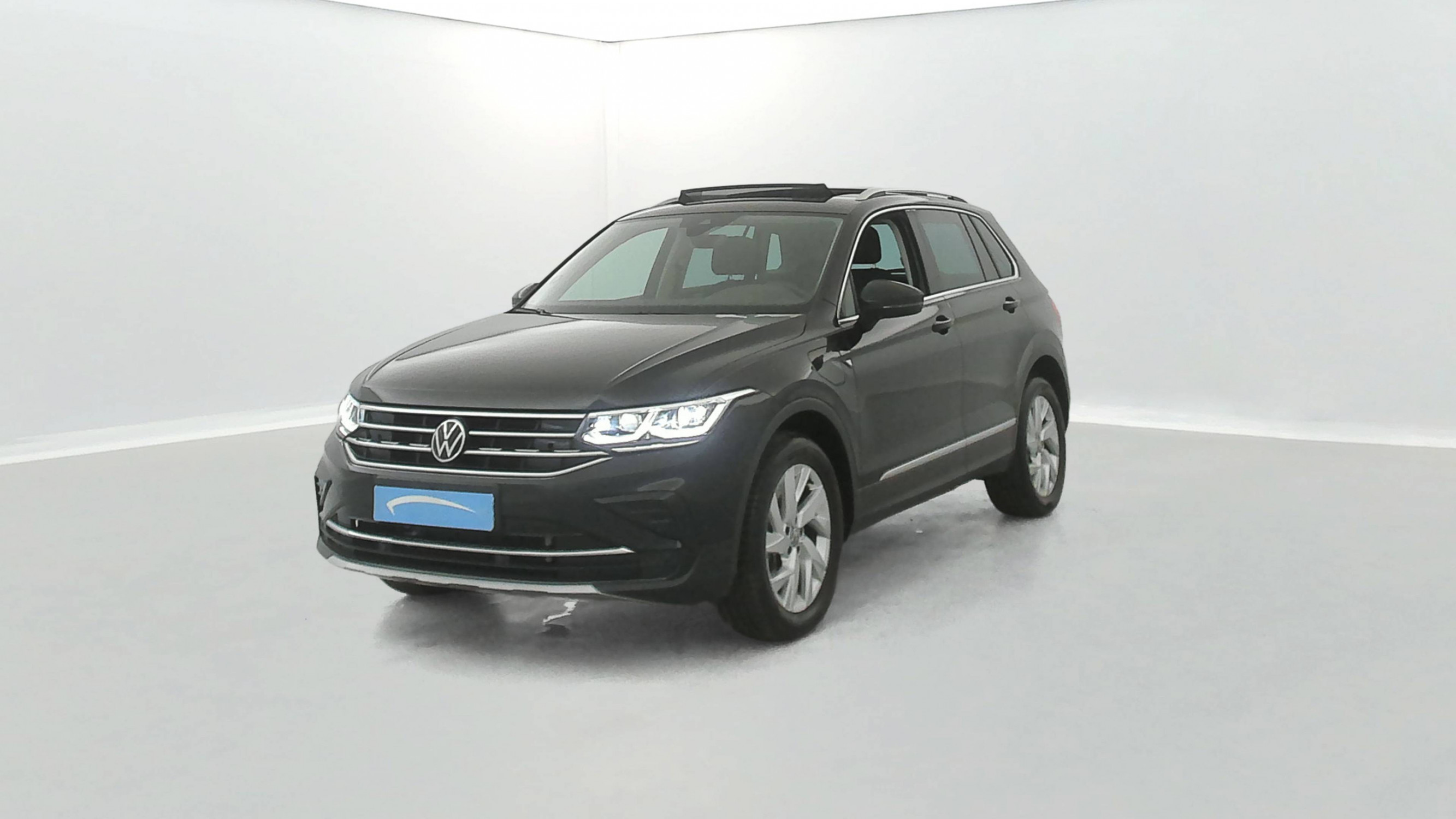 Volkswagen Tiguan  1.4 eHybrid 245ch DSG6 occasion de 2022 en vente à Paimpol