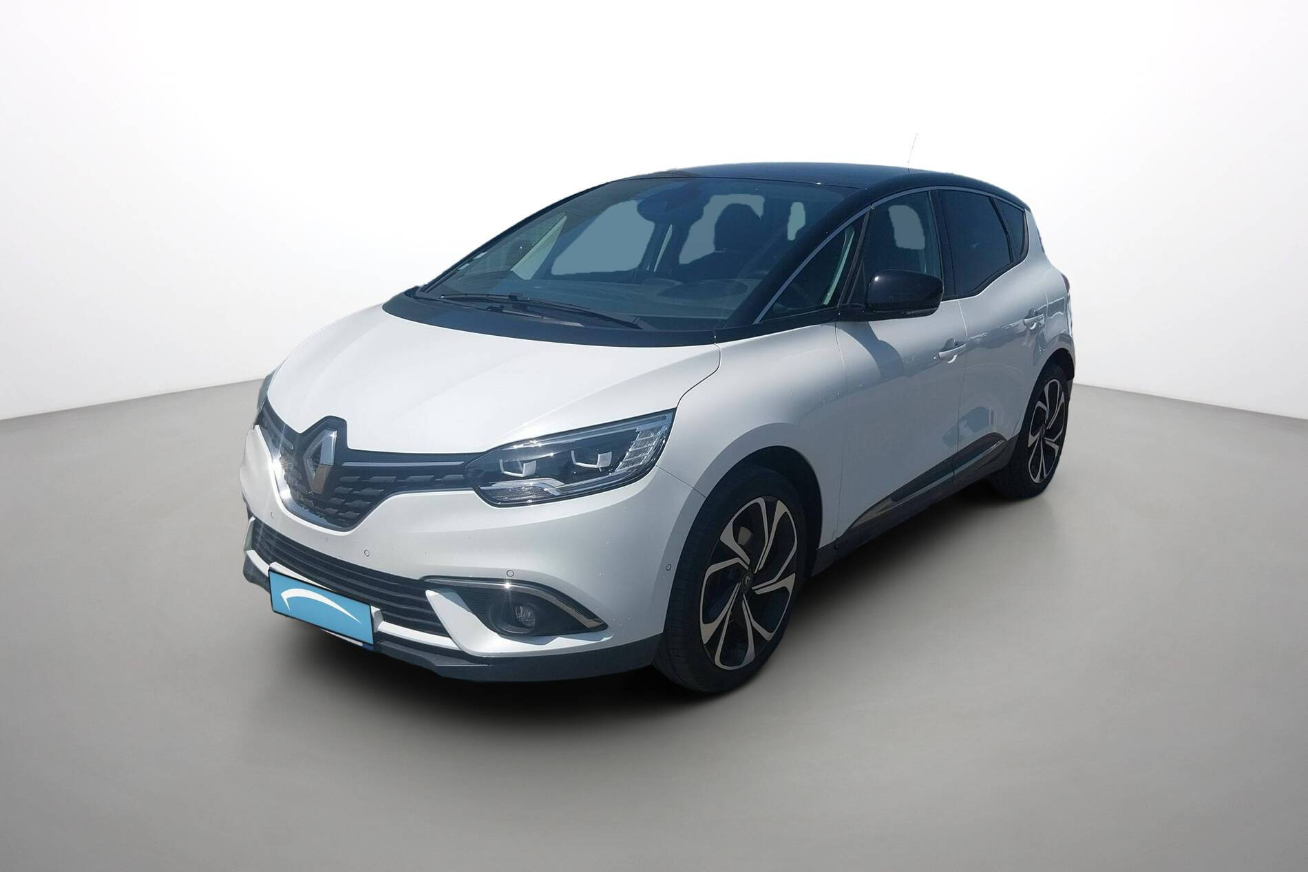 Vente en ligne Renault Scenic 4 Scenic Blue dCi 120 au prix de 16 900 €