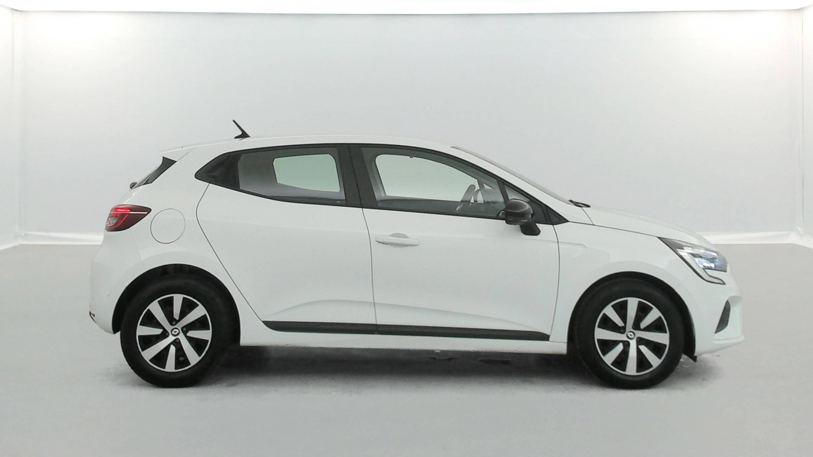 Vente en ligne Renault Clio 5 Clio TCe 90 au prix de 13 990 €