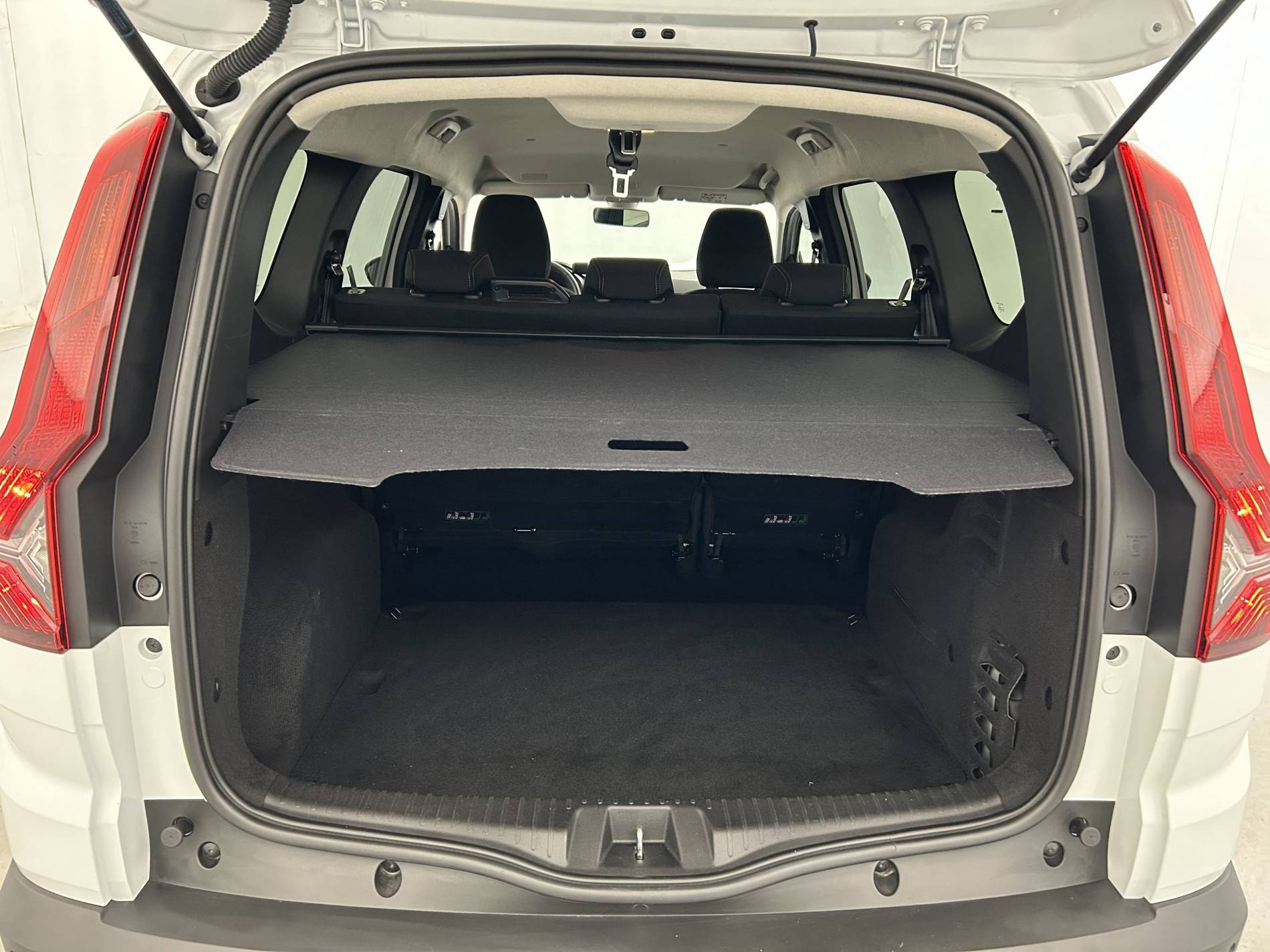 Vente en ligne Dacia Jogger  ECO-G 100 5 places au prix de 17 990 €