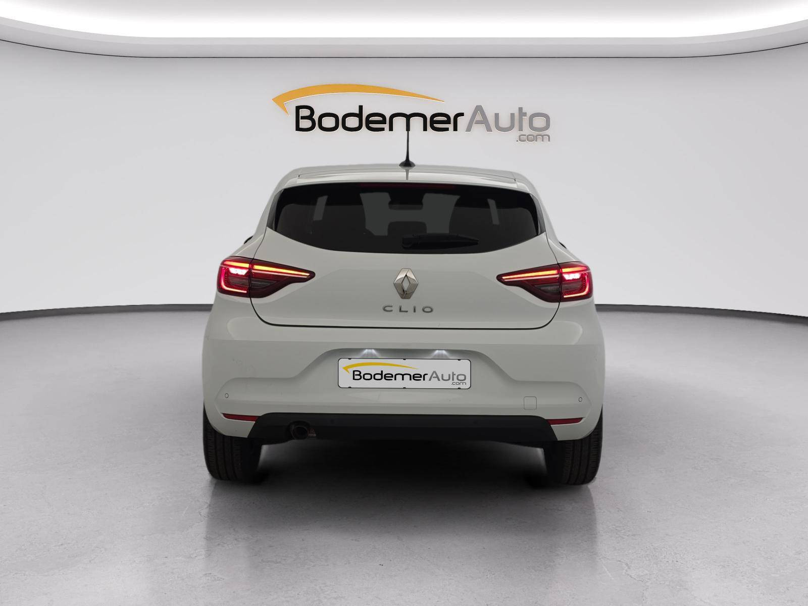 Vente en ligne Renault Clio 5 Clio TCe 90 au prix de 13 790 €