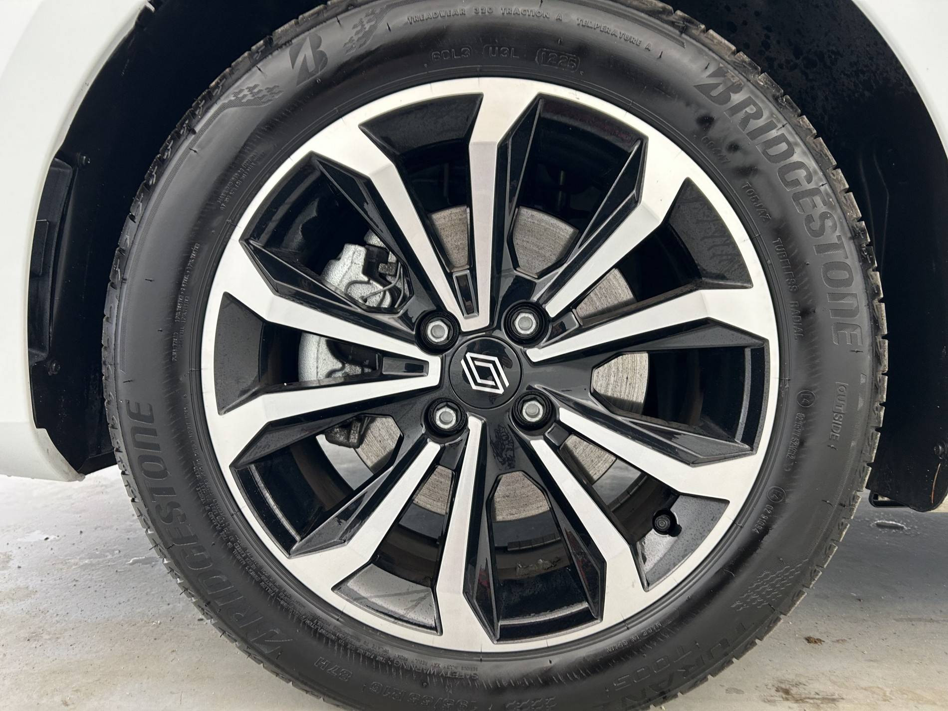 Vente en ligne Renault Clio 5 Clio E-Tech full hybrid 145 ch GSR2 au prix de 20 290 €