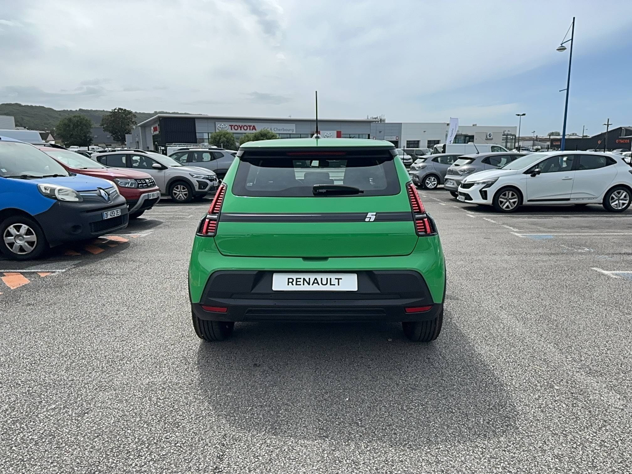 Vente en ligne Renault R5 E-Tech  120 ch autonomie urbaine au prix de 26 900 €