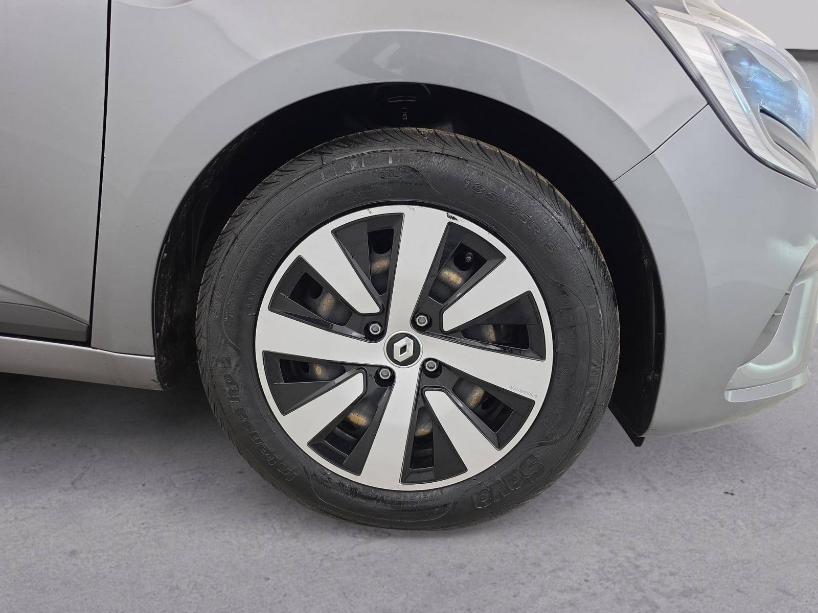 Vente en ligne Renault Clio 5 Clio TCe 90 au prix de 13 890 €