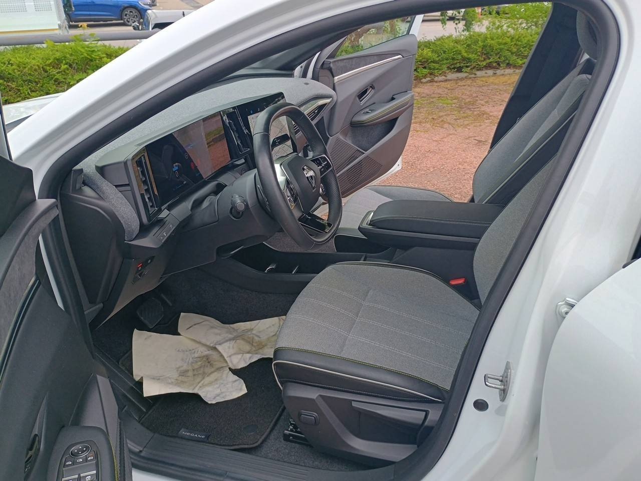 Vente en ligne Renault Megane E-Tech  EV60 220 ch super charge au prix de 26 490 €