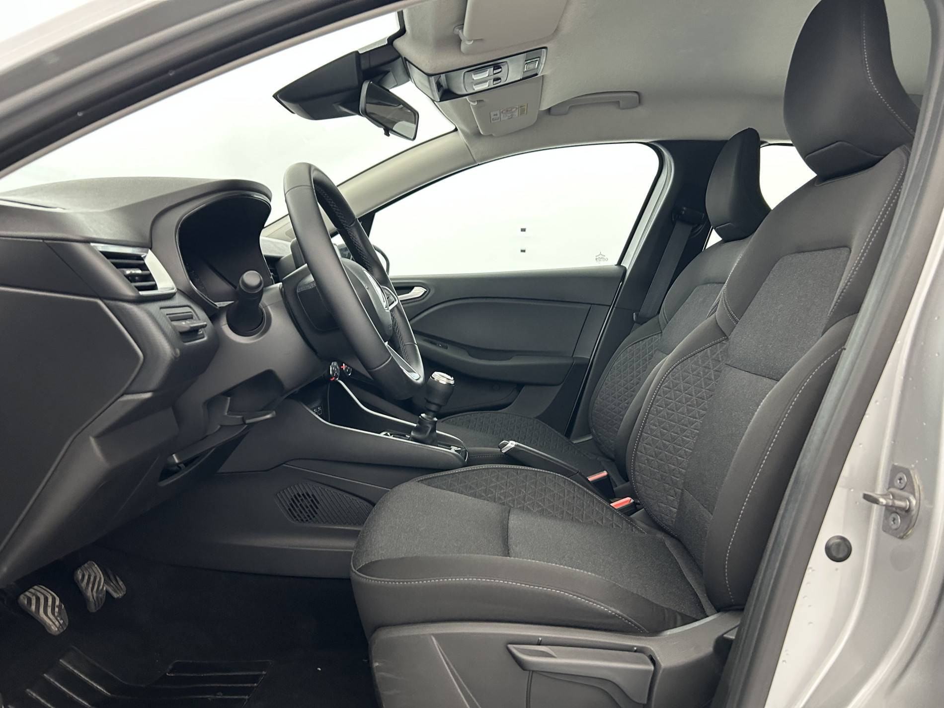 Vente en ligne Renault Clio 5 Clio TCe 90 au prix de 14 990 €