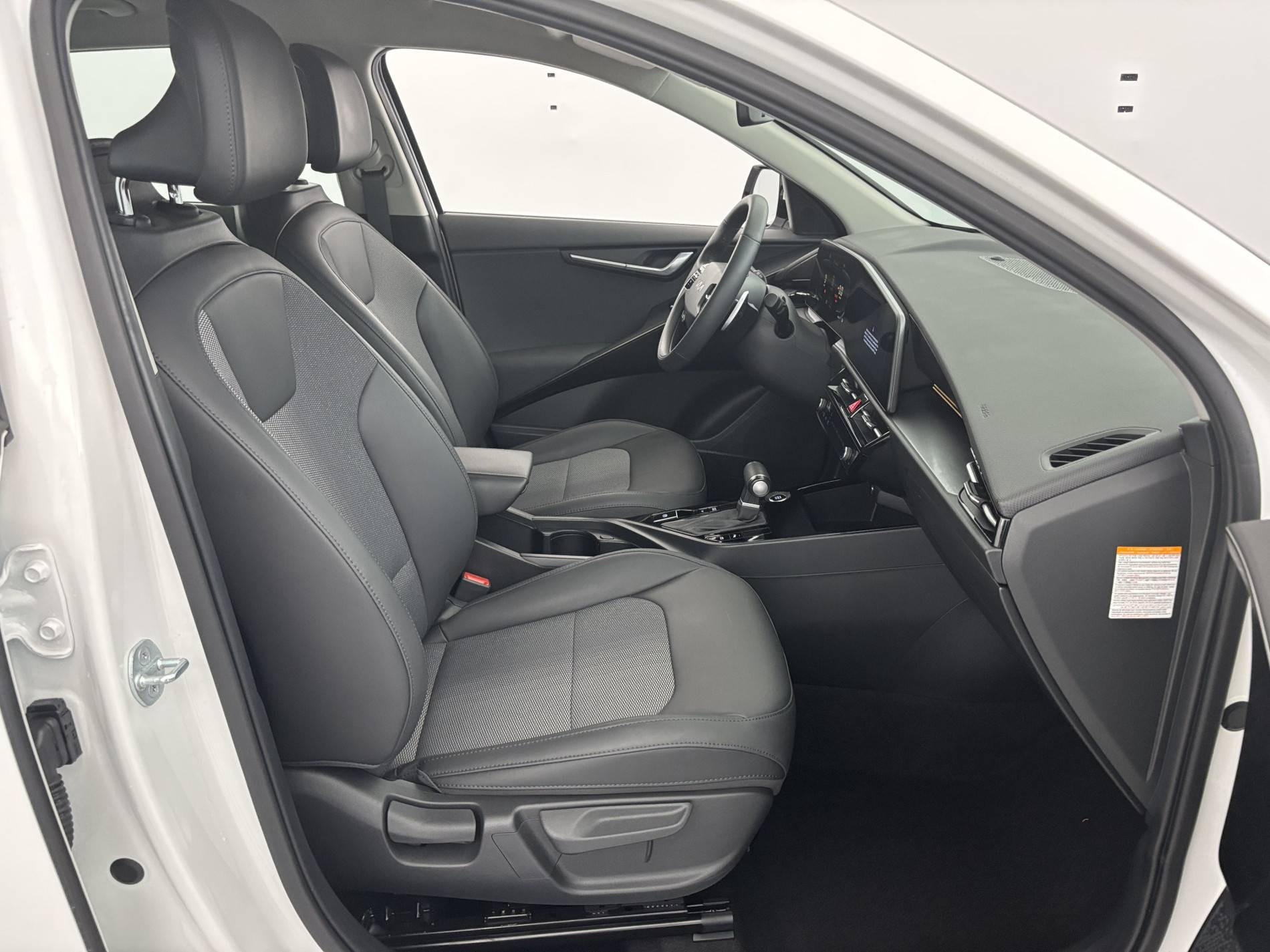 Vente en ligne Kia Niro  1.6 GDi 171 ch PHEV DCT6 au prix de 27 490 €