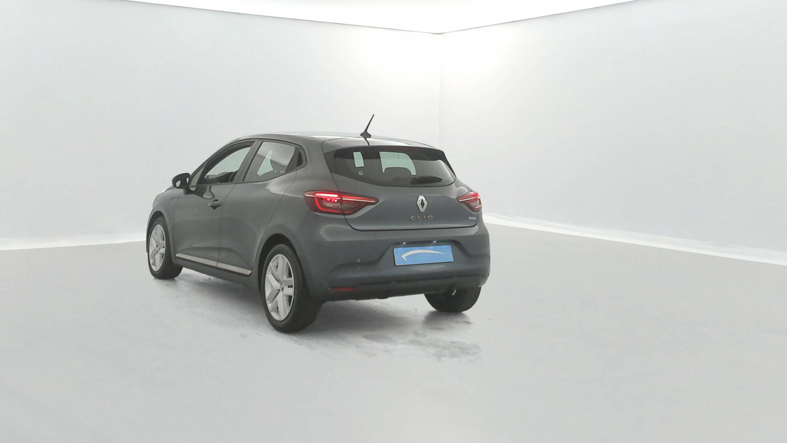 Vente en ligne Renault Clio 5 Clio E-Tech 140 - 21N au prix de 14 970 €