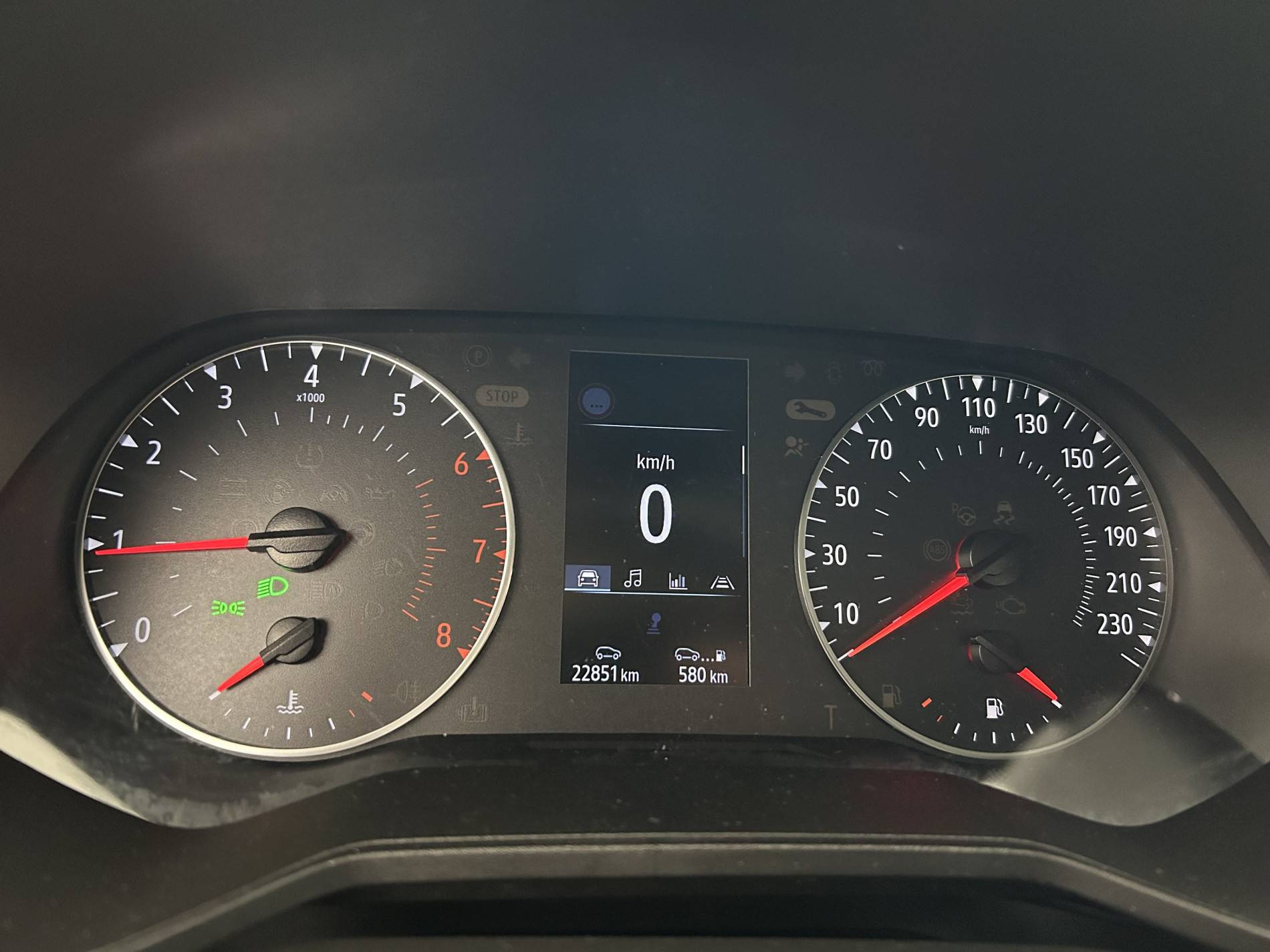 Vente en ligne Renault Clio 5 Clio TCe 90 au prix de 13 790 €