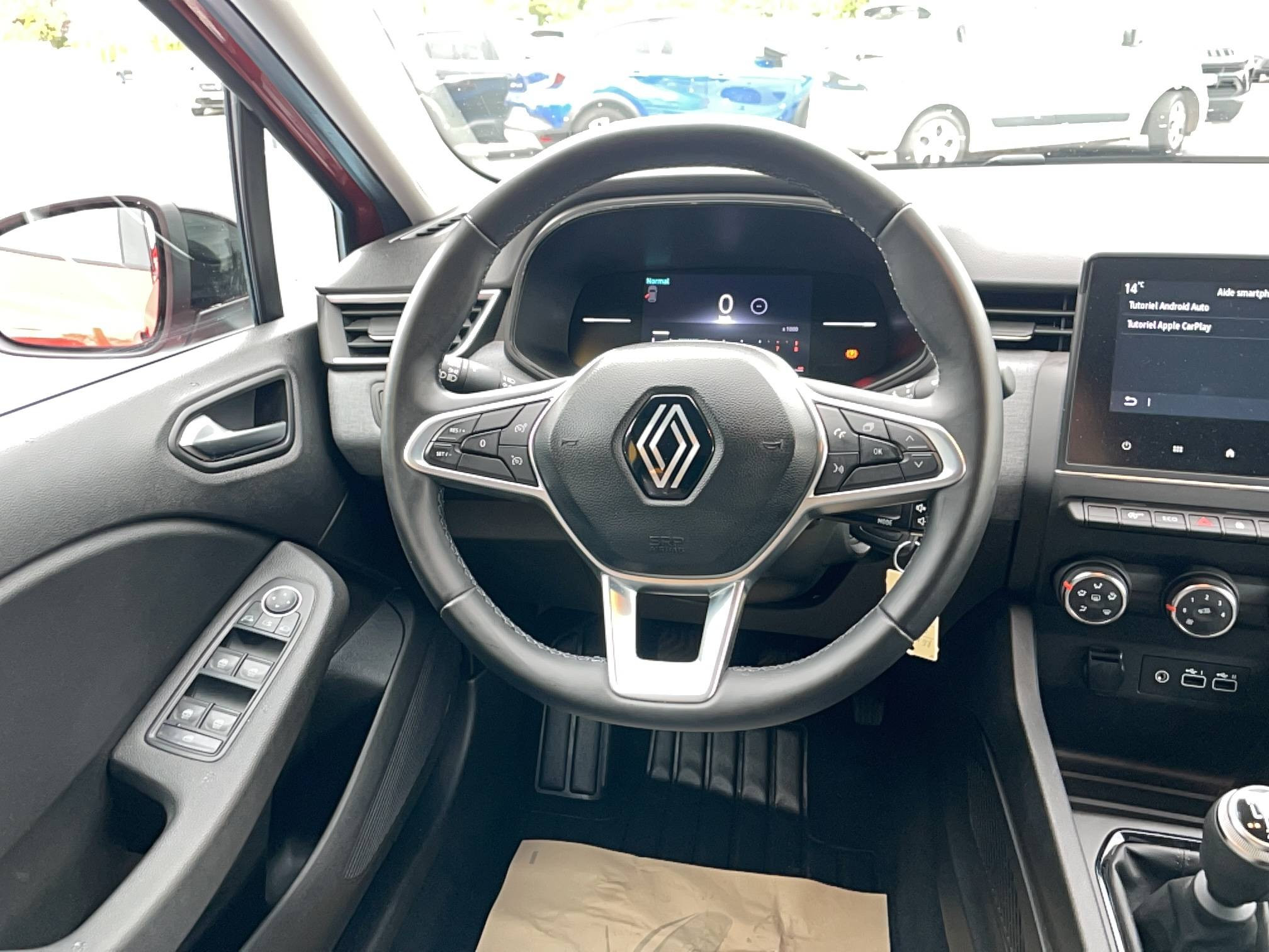 Vente en ligne Renault Clio 5 Clio TCe 90 au prix de 15 990 €