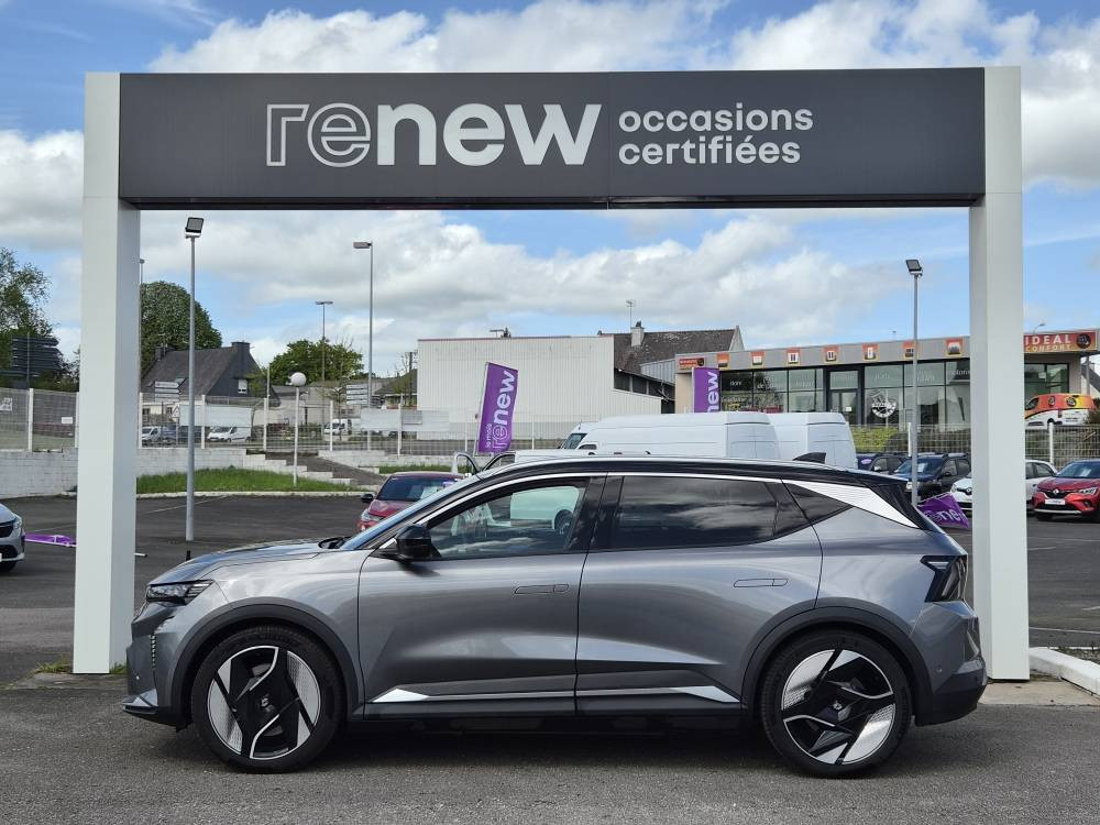 Vente en ligne Renault Scenic E-Tech Scenic E-Tech électrique 220 ch grande autonomie au prix de 39 990 €
